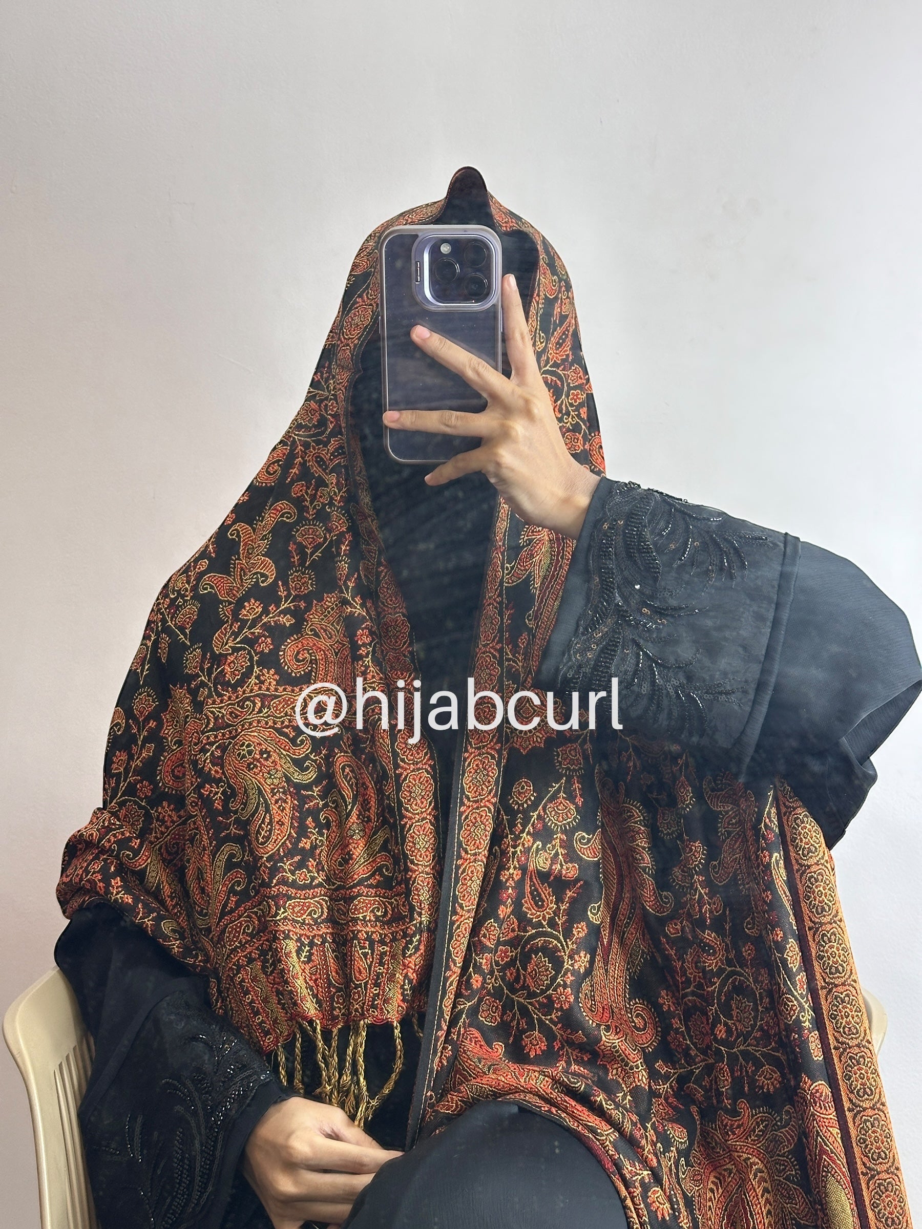 Luxury pashmina shawl