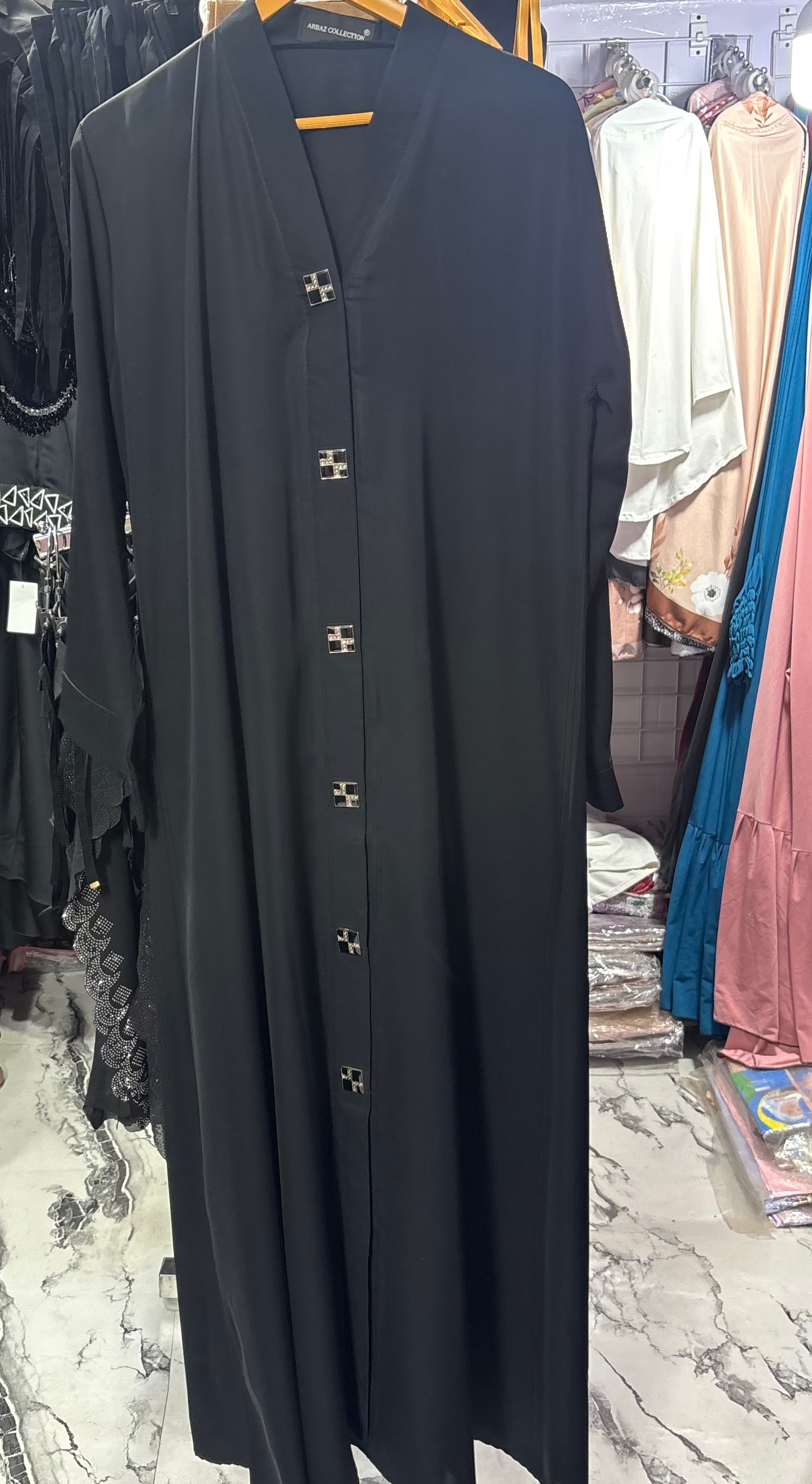 Luxurious Abaya - Perfect For Party Wear
