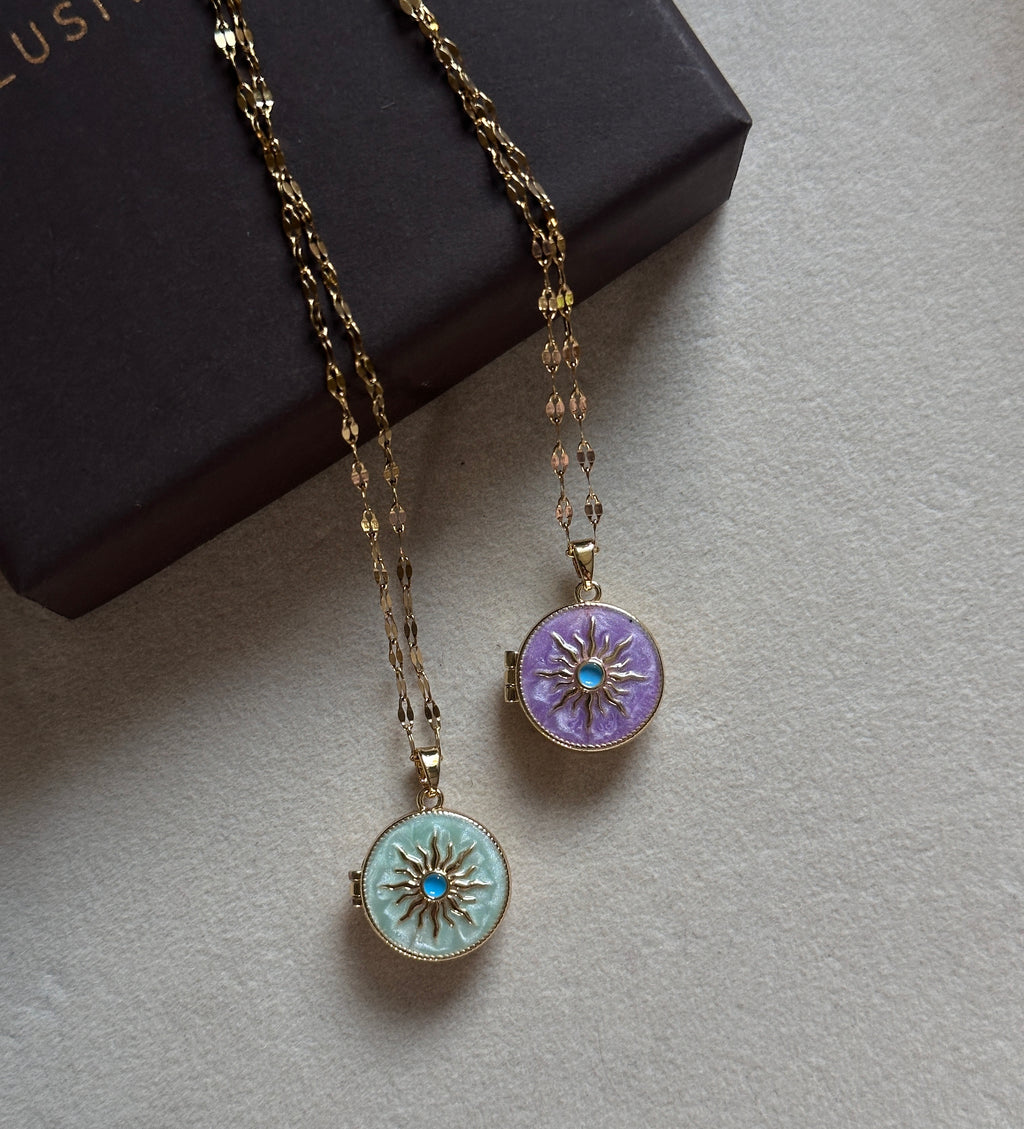 Photo frame locket