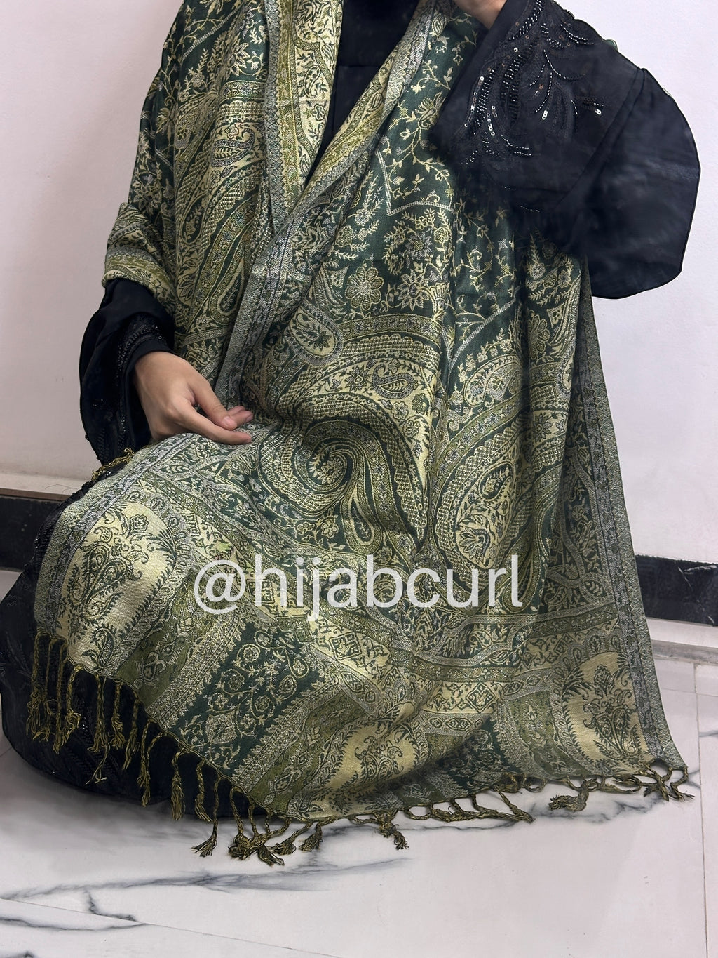 Luxury pashmina shawl