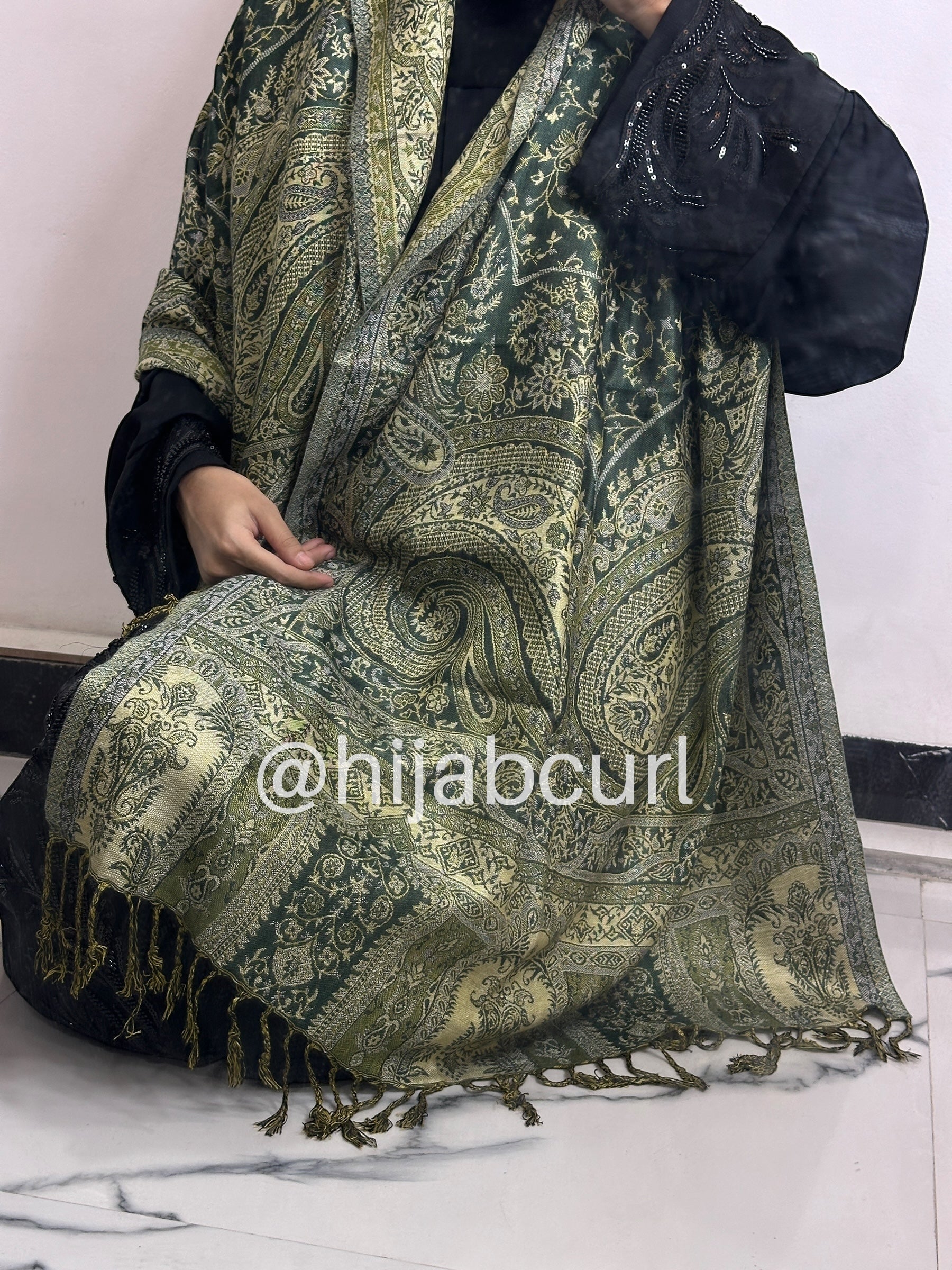 Luxury pashmina shawl