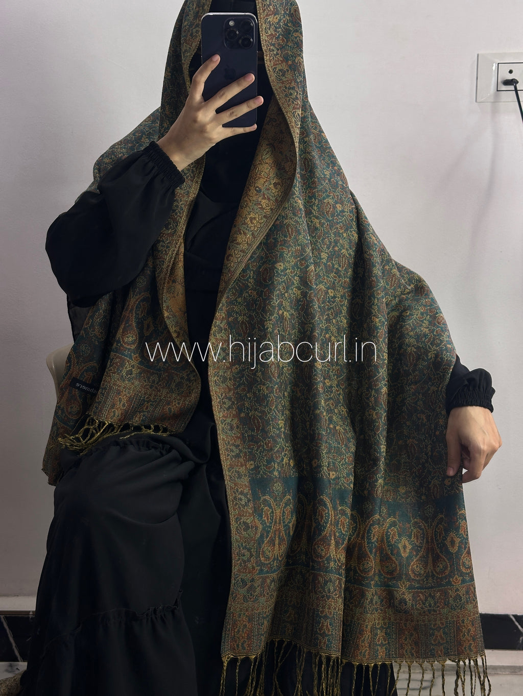 Luxury pashmina shawl