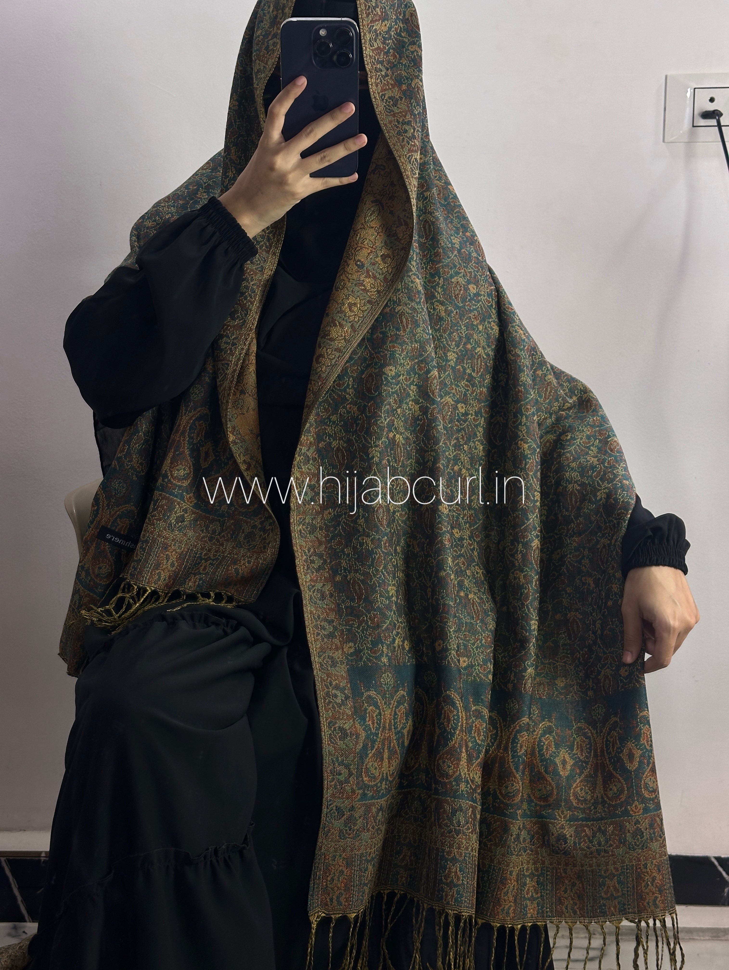 Luxury pashmina shawl