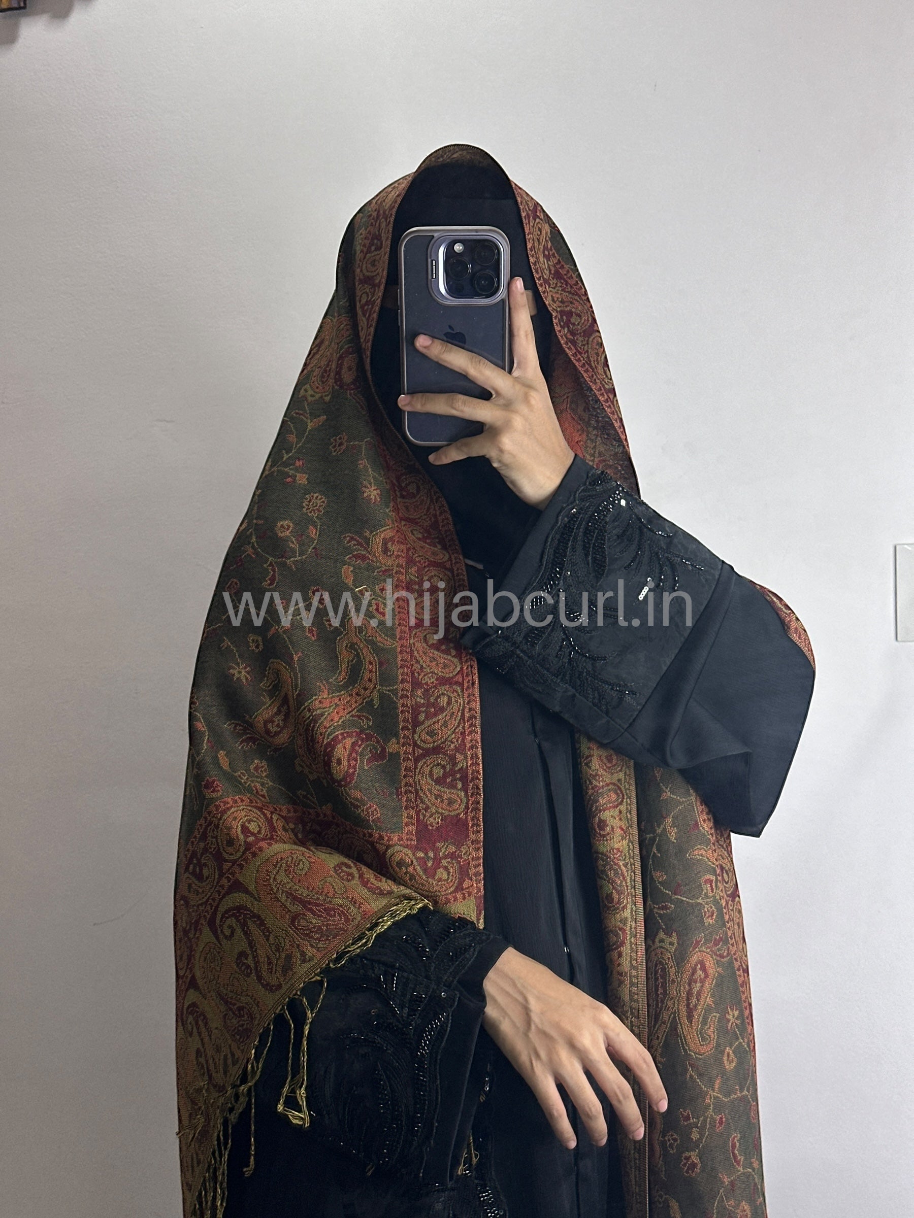 Luxury pashmina shawl