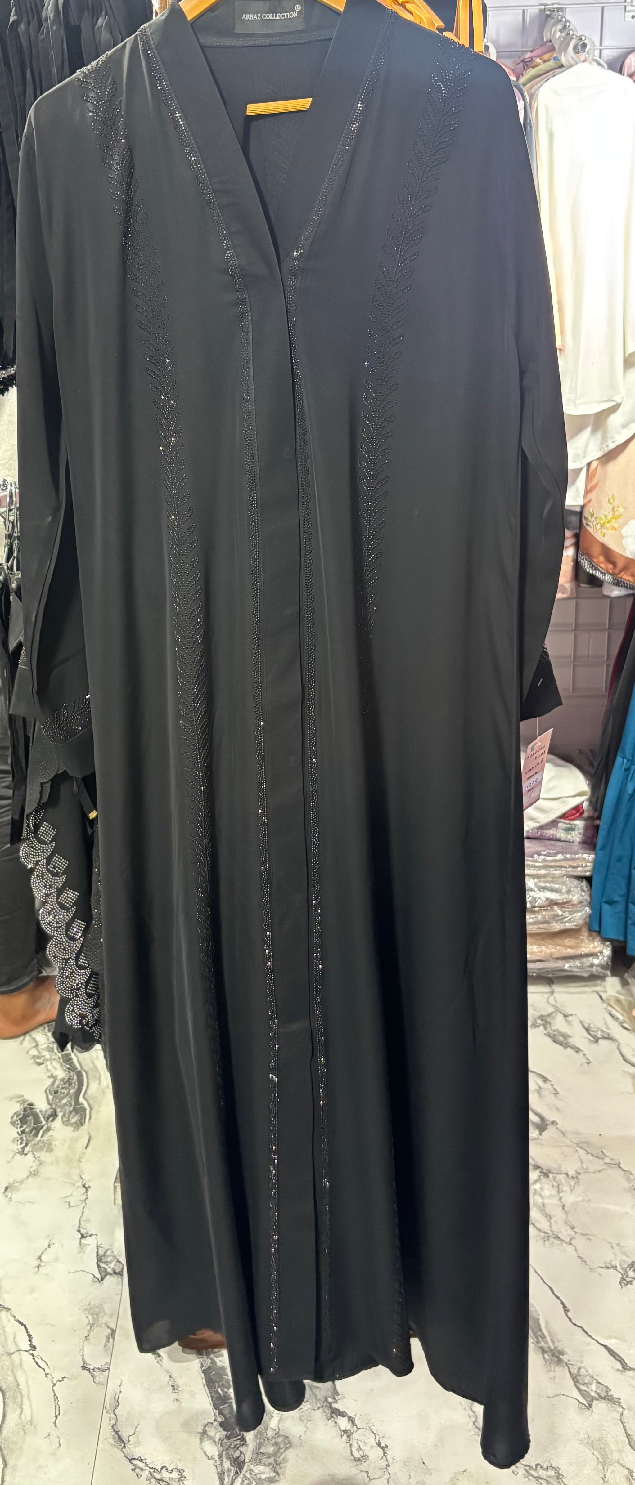 Luxurious Abaya - Perfect For Party Wear