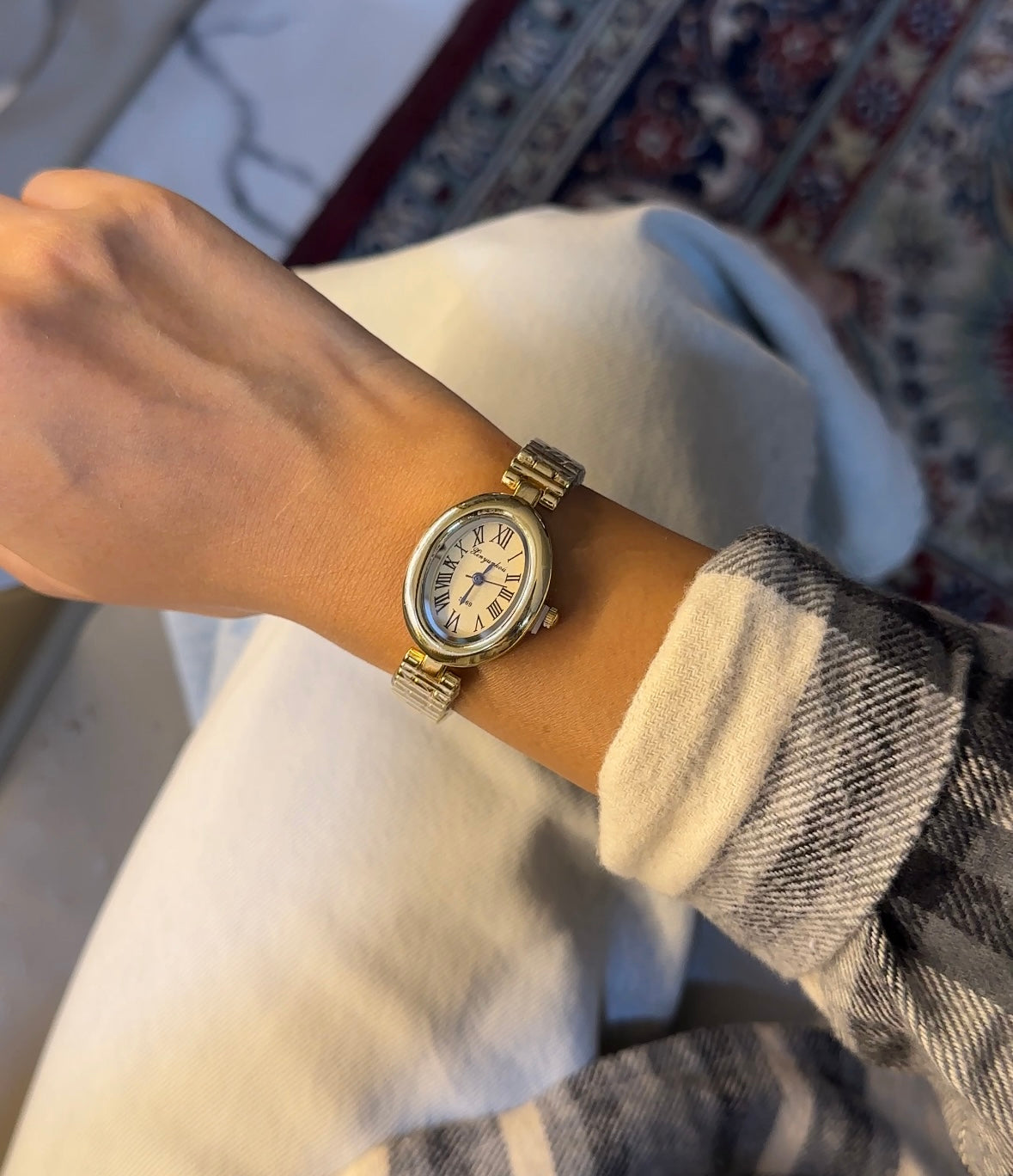 Minimal anti tarnished watch