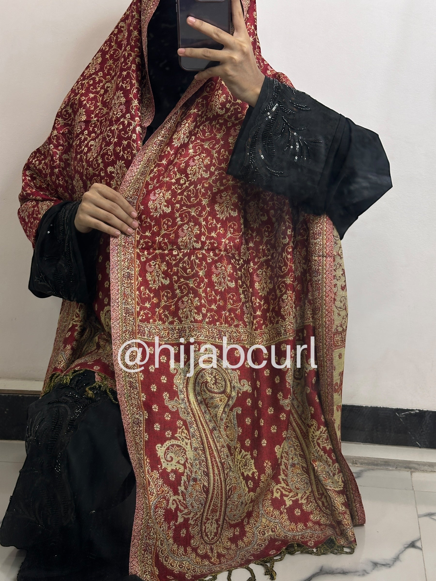 Luxury pashmina shawl