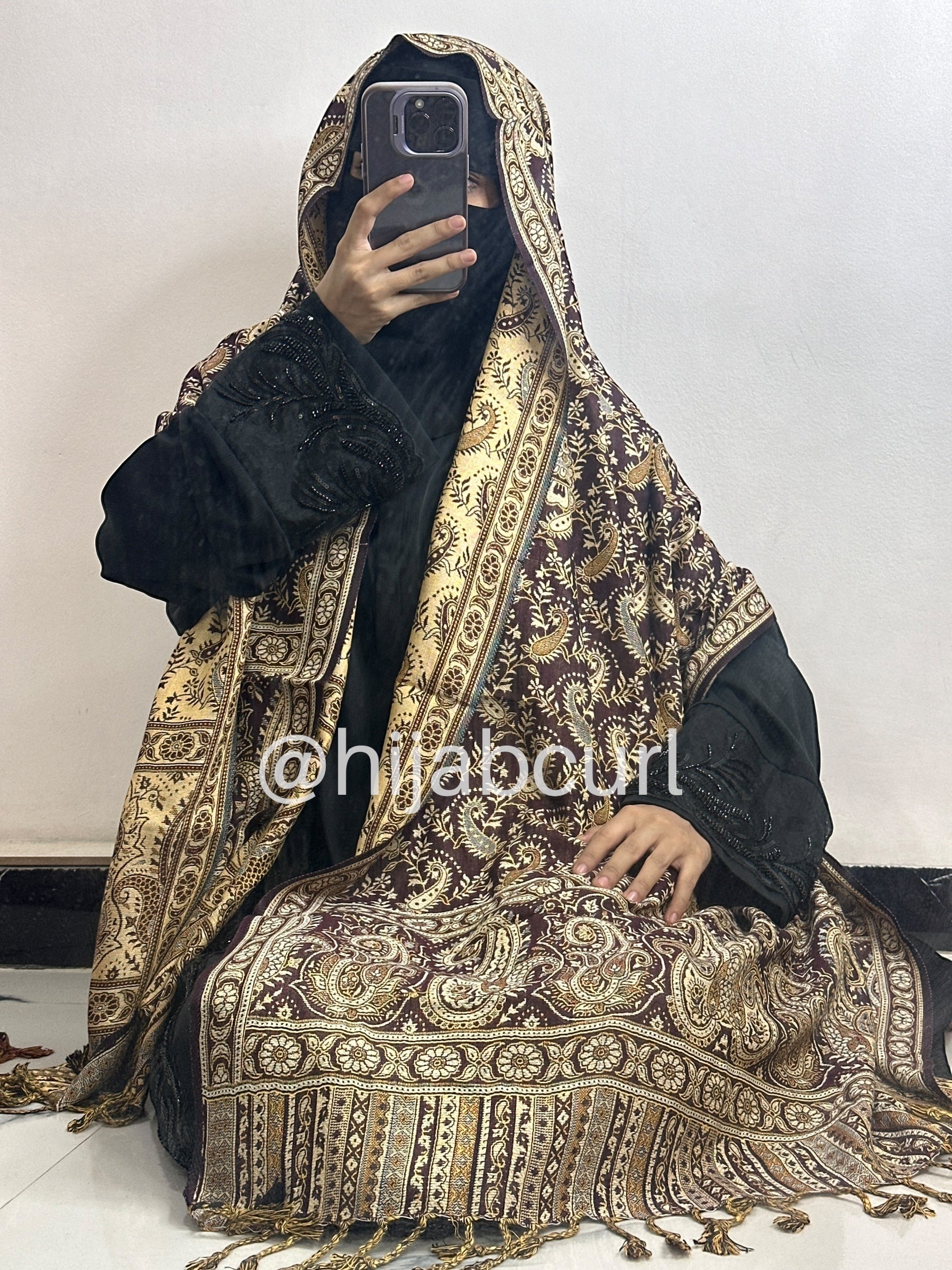 Luxury pashmina shawl