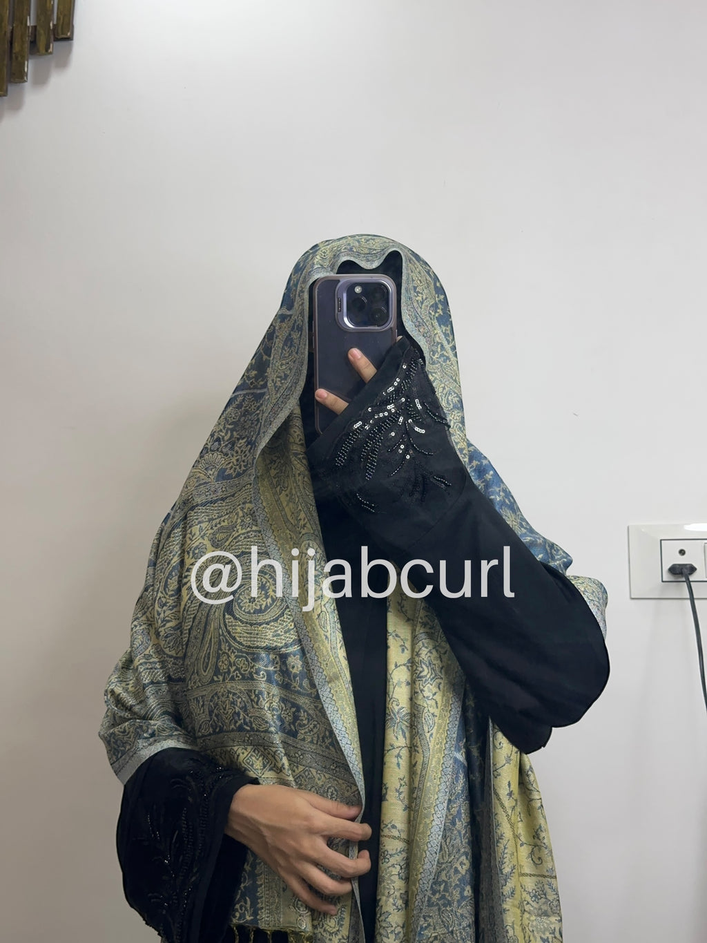 Luxury pashmina shawl