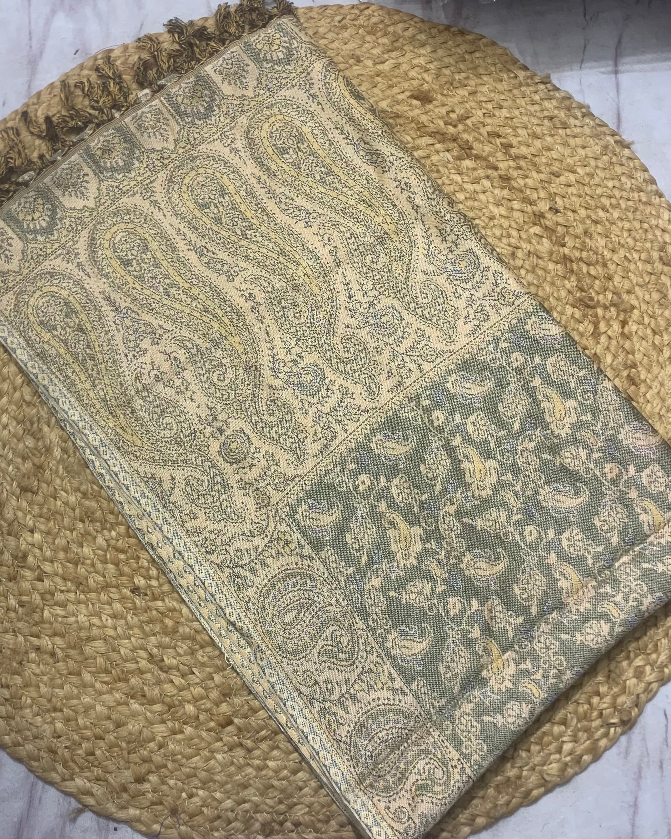 Luxury pashmina shawl