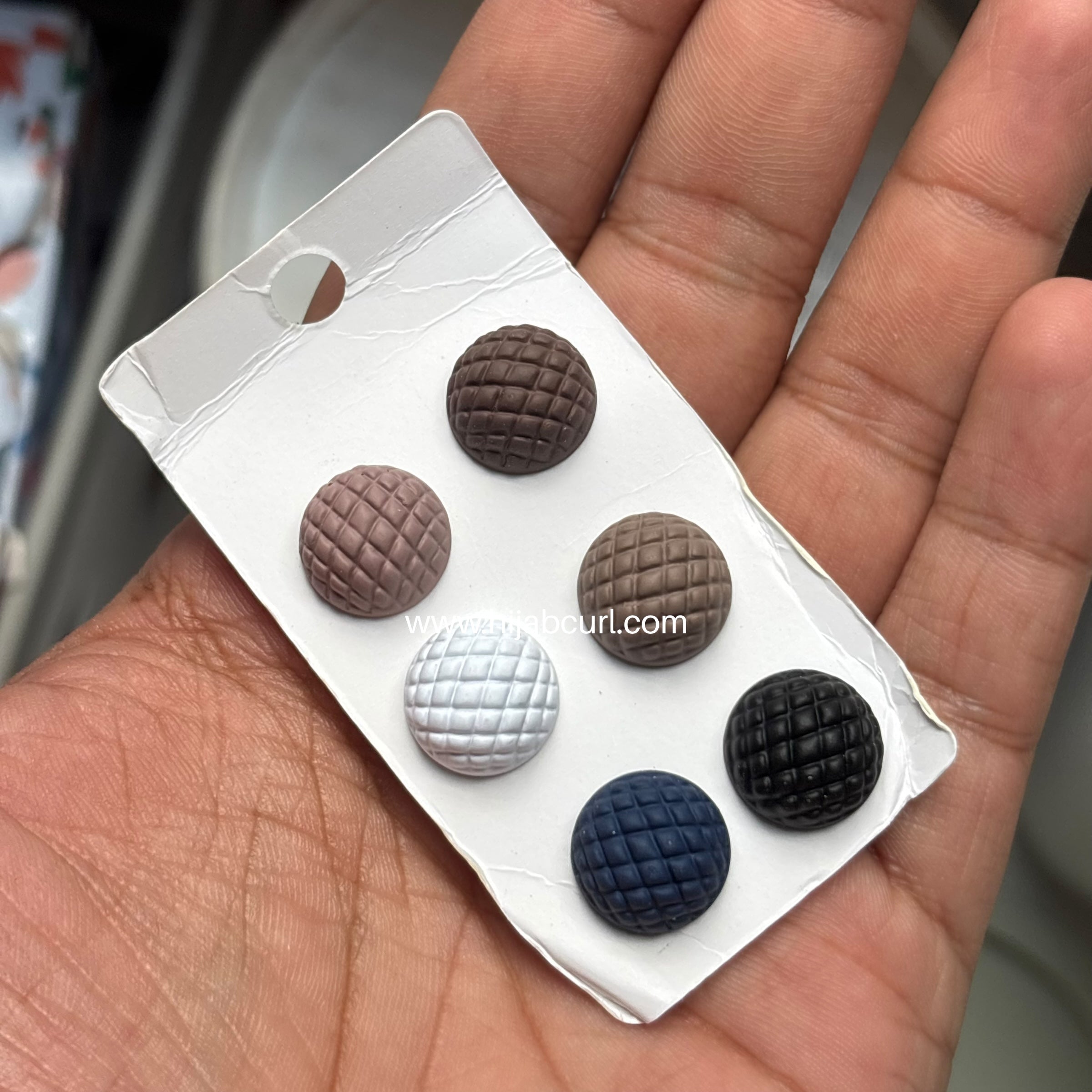 Magnet Pin - Any 1 Random Piece