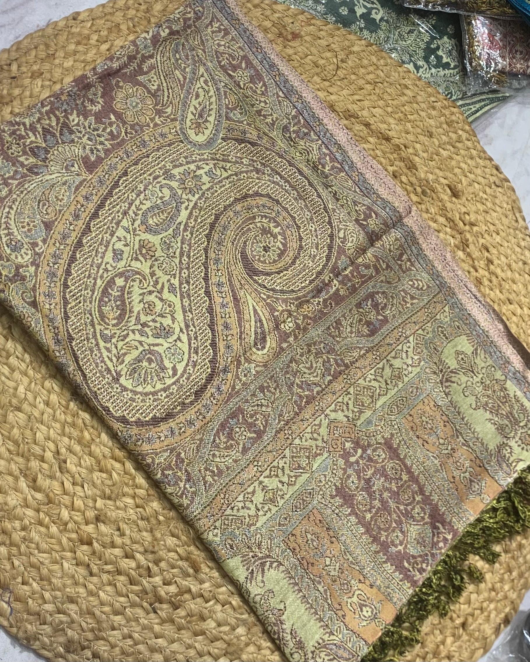 Luxury pashmina shawl