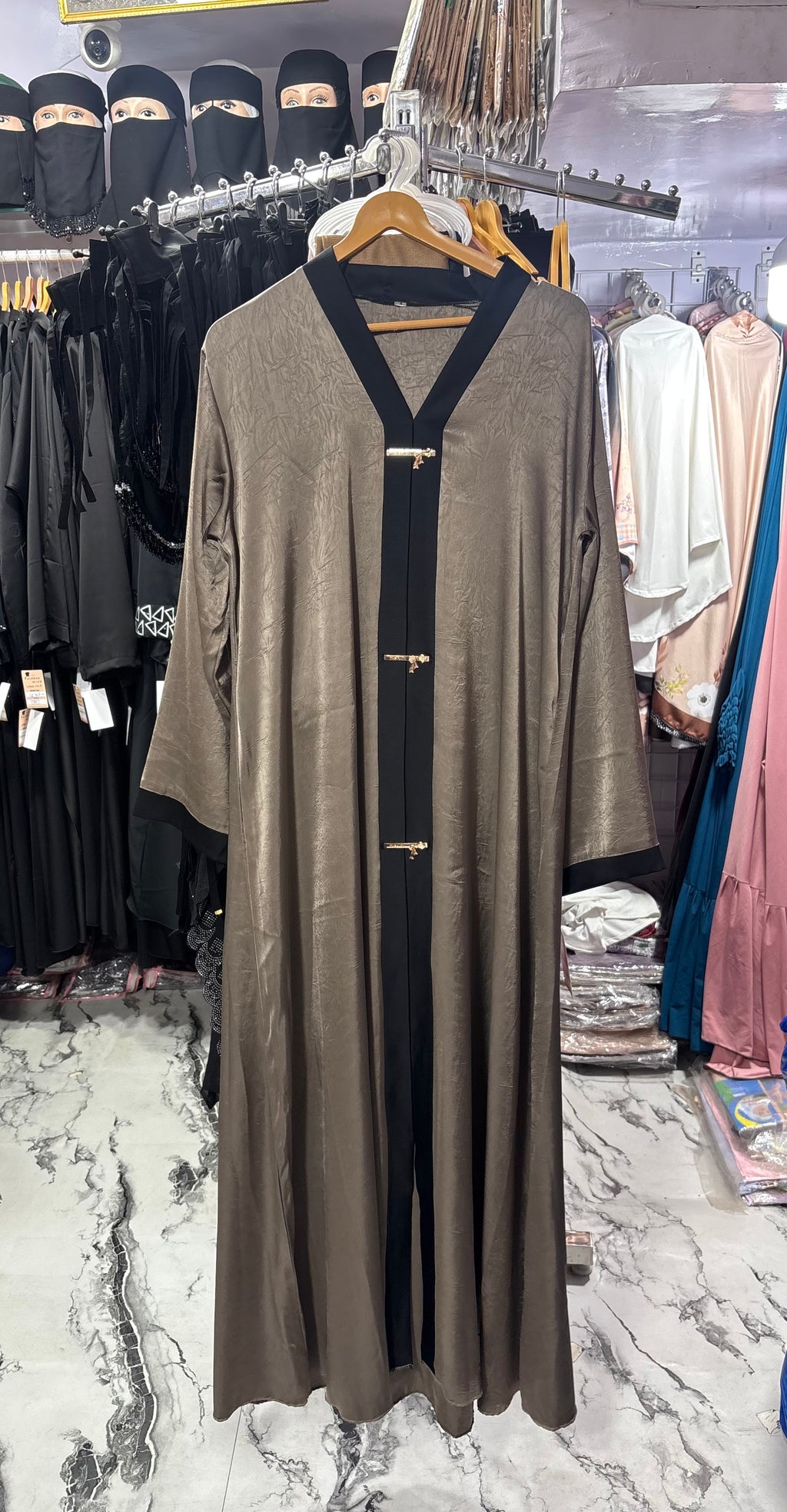 Luxurious Abaya - Perfect For Party Wear