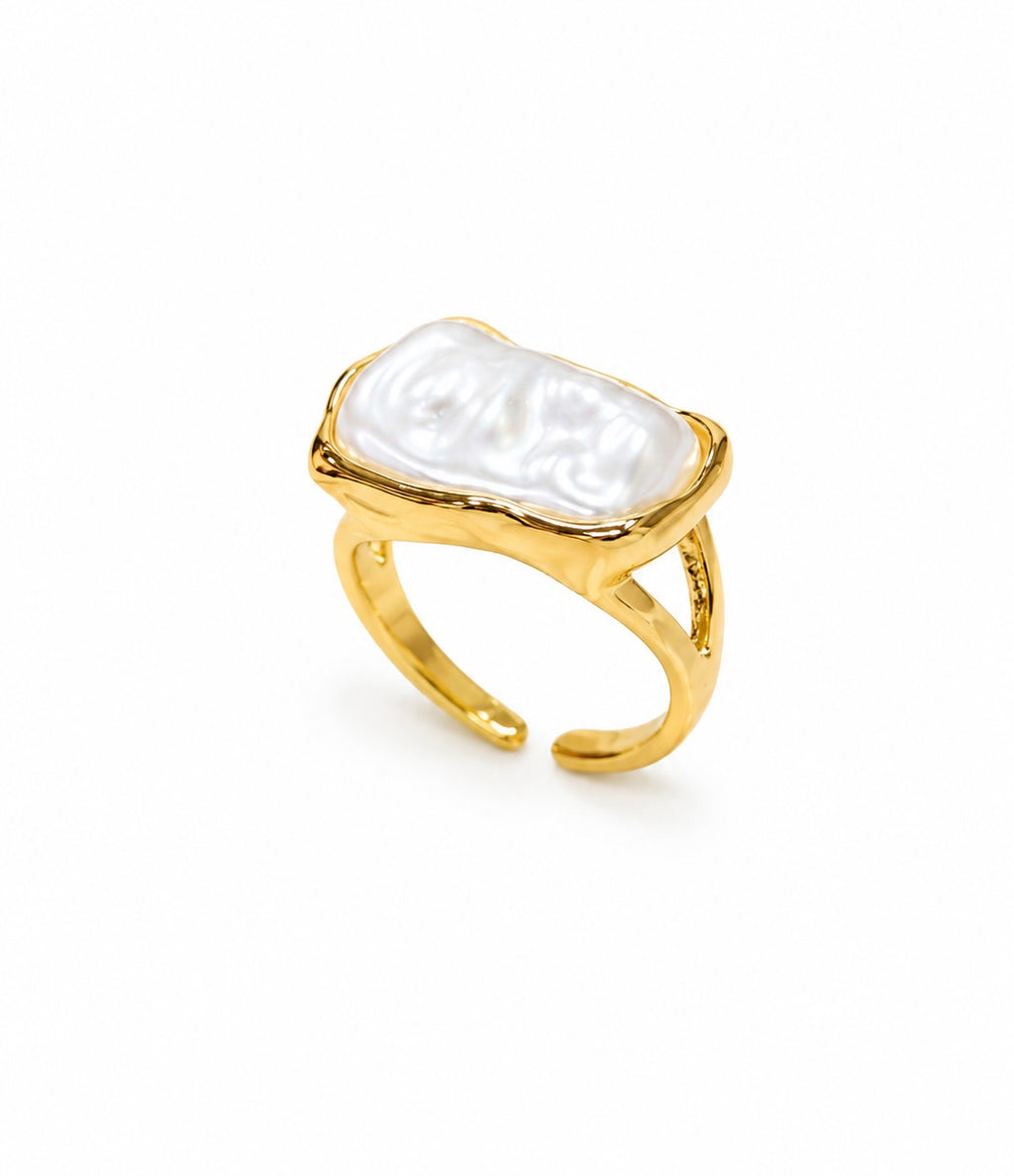 Big pearl ring