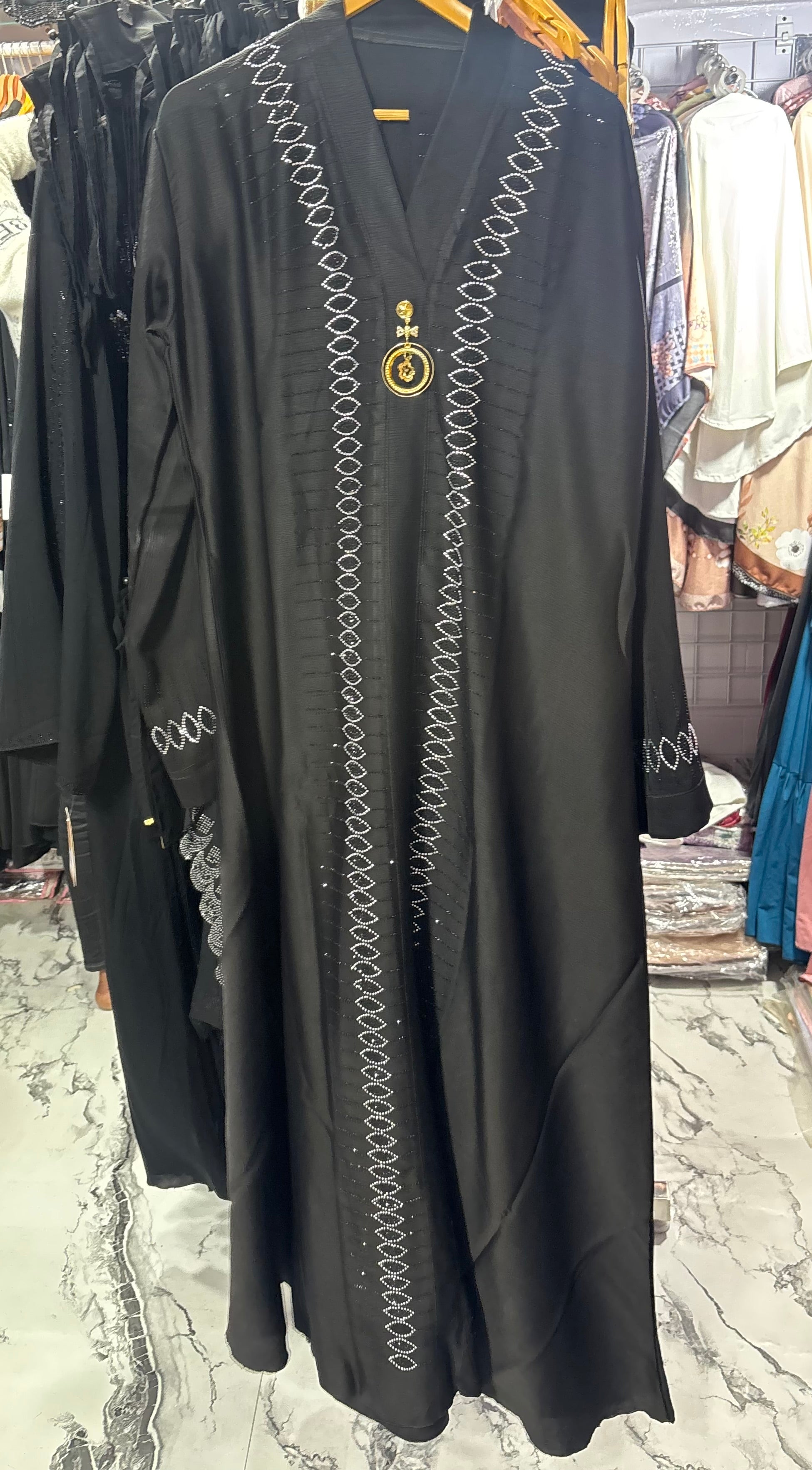 Luxurious Abaya - Perfect For Party Wear