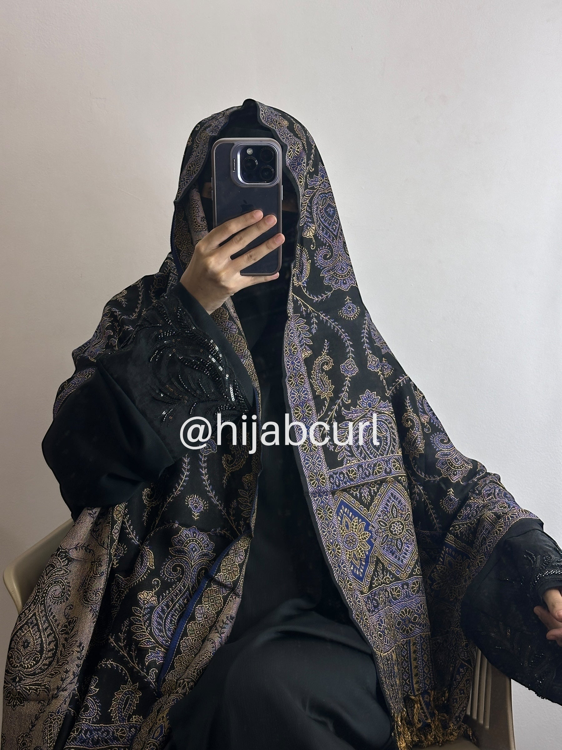 Luxury pashmina shawl