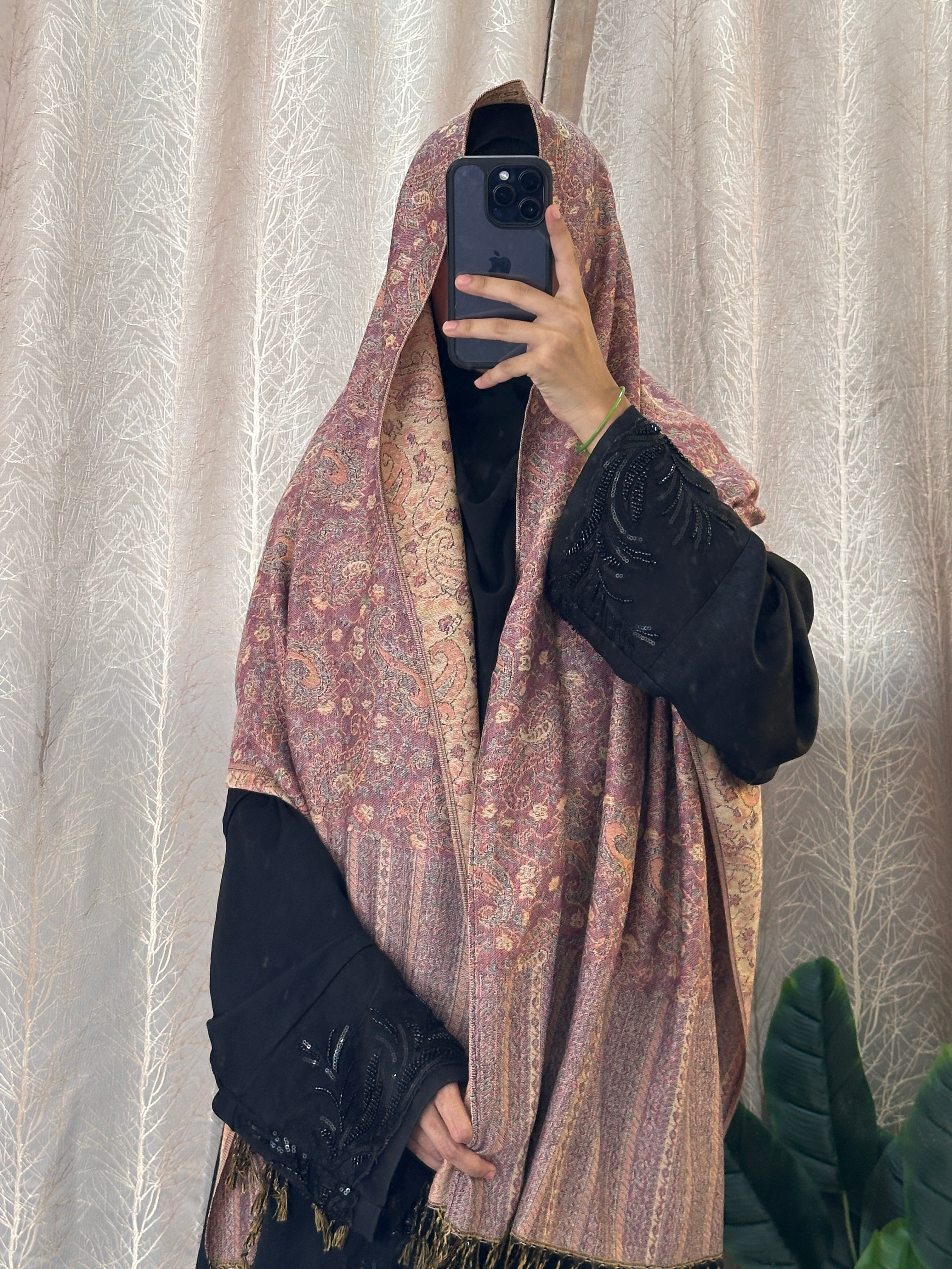 Luxury pashmina shawl