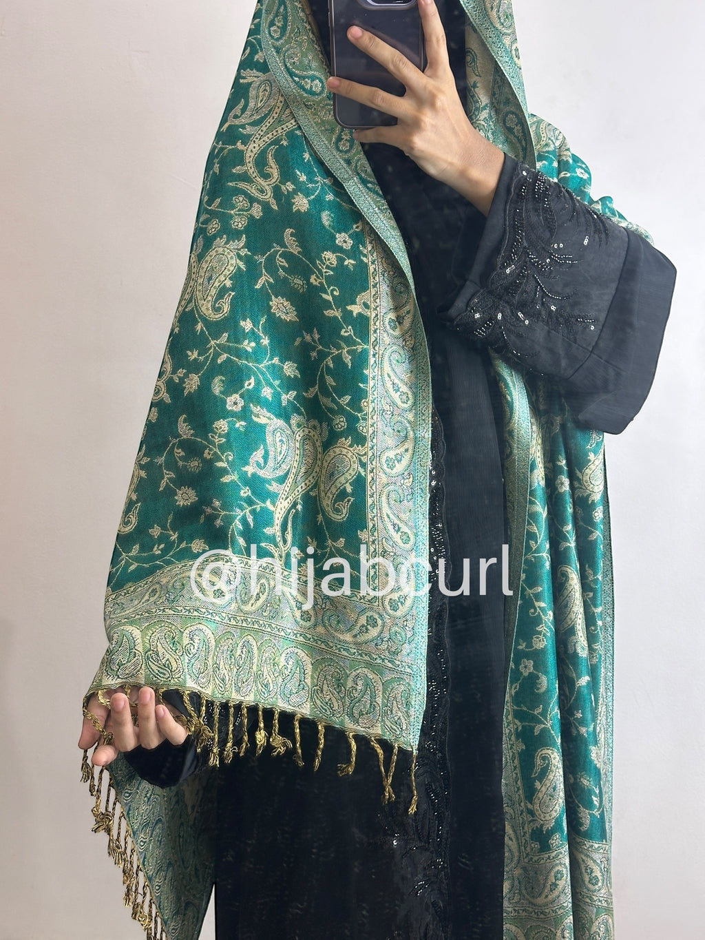 Luxury pashmina shawl