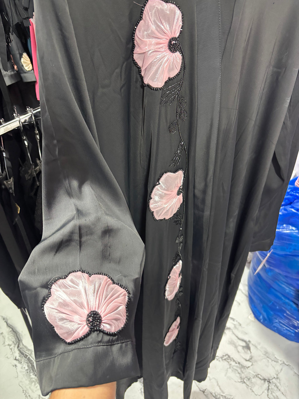 Luxurious Abaya - Perfect For Party Wear