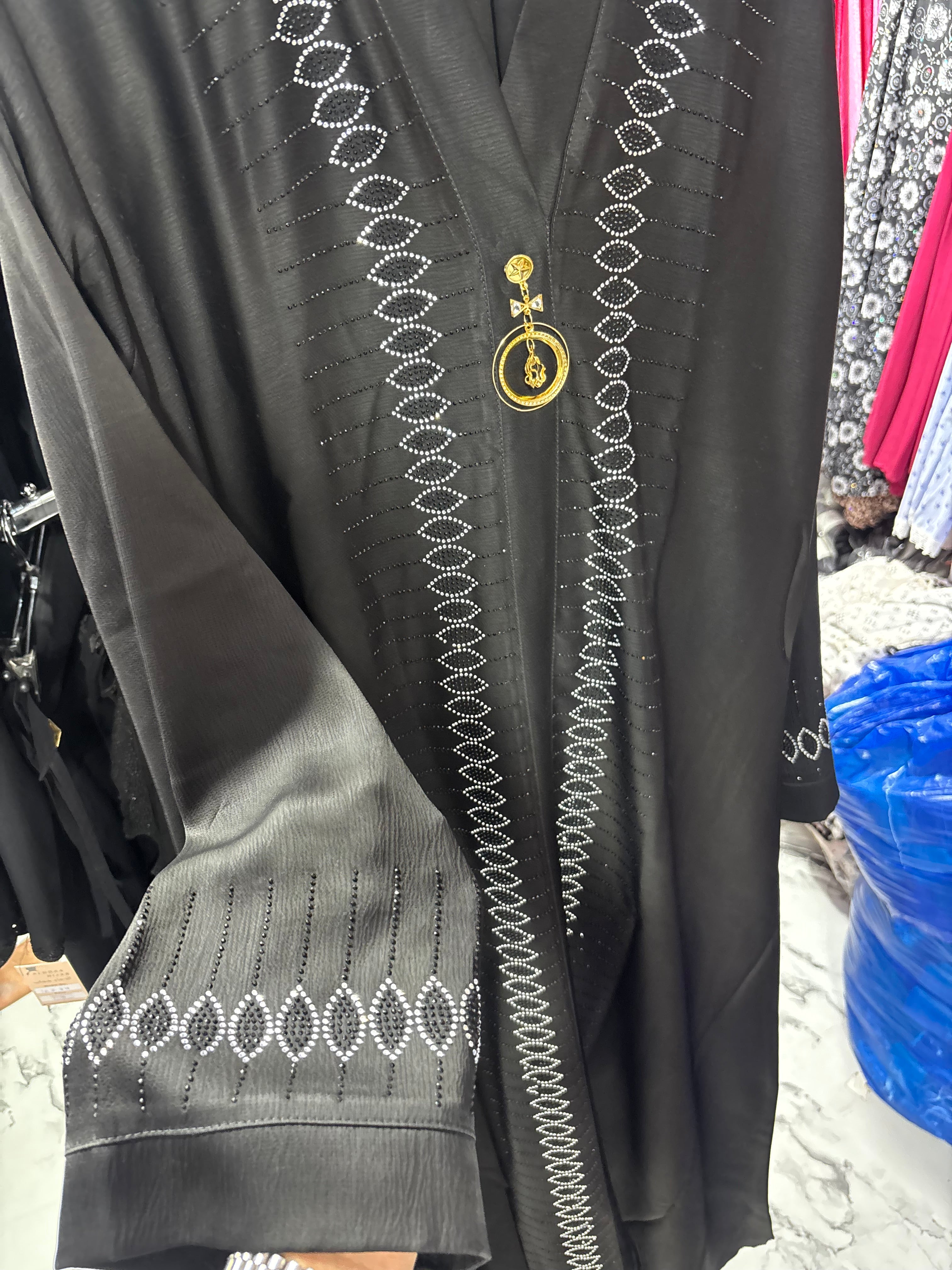 Luxurious Abaya - Perfect For Party Wear