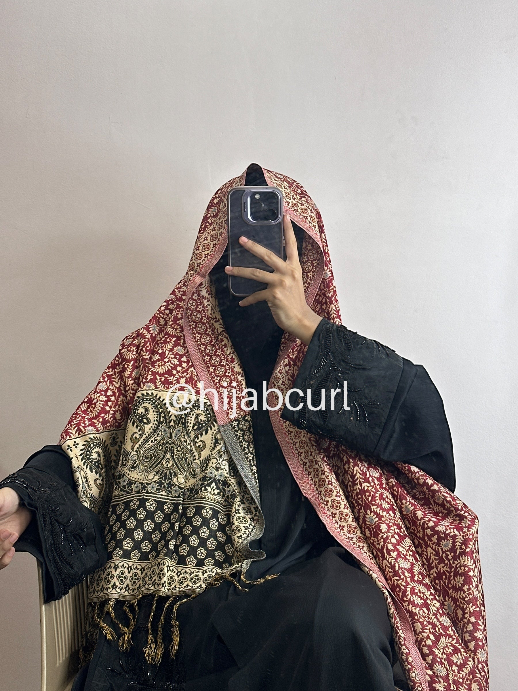 Luxury pashmina shawl