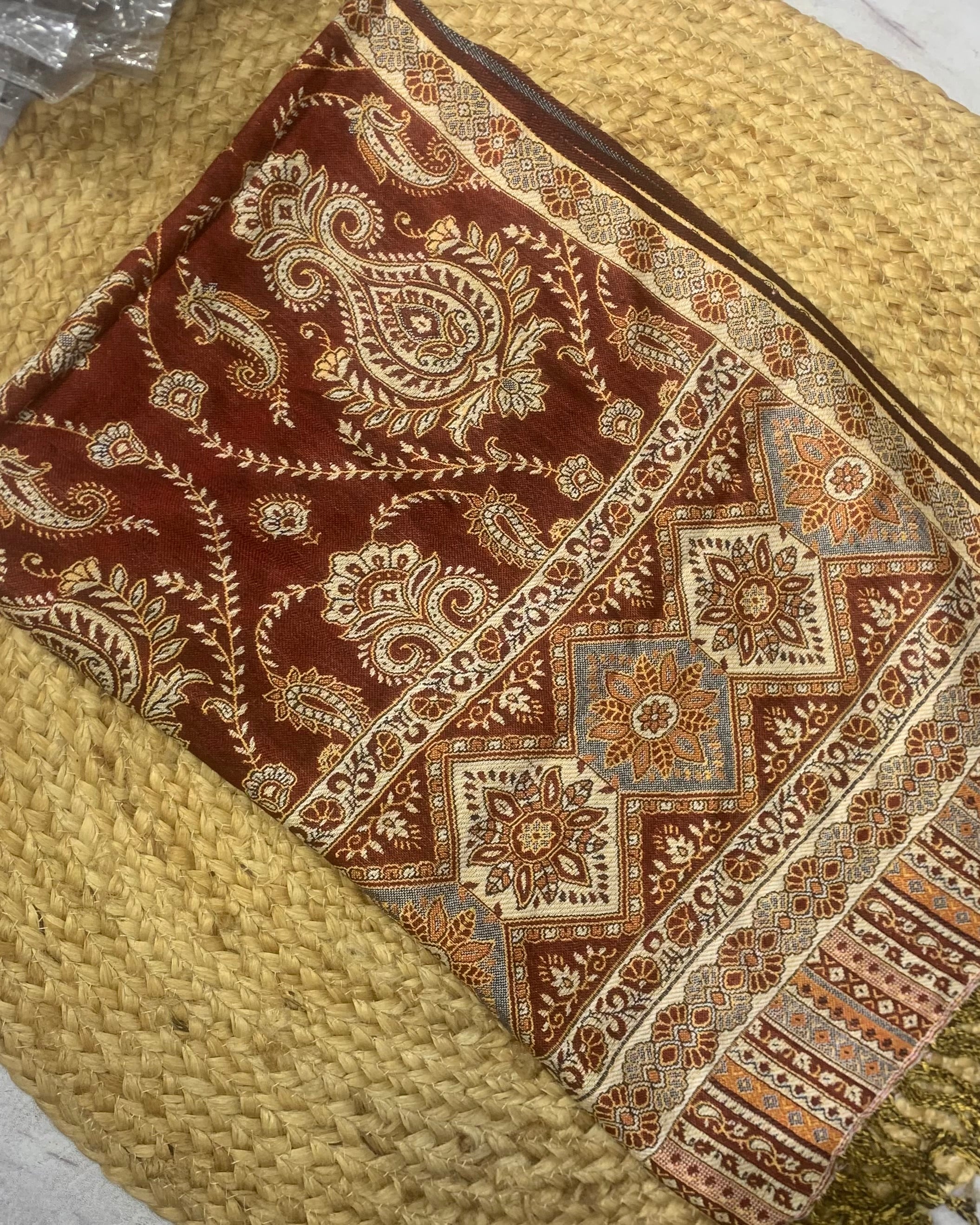 Luxury pashmina shawl