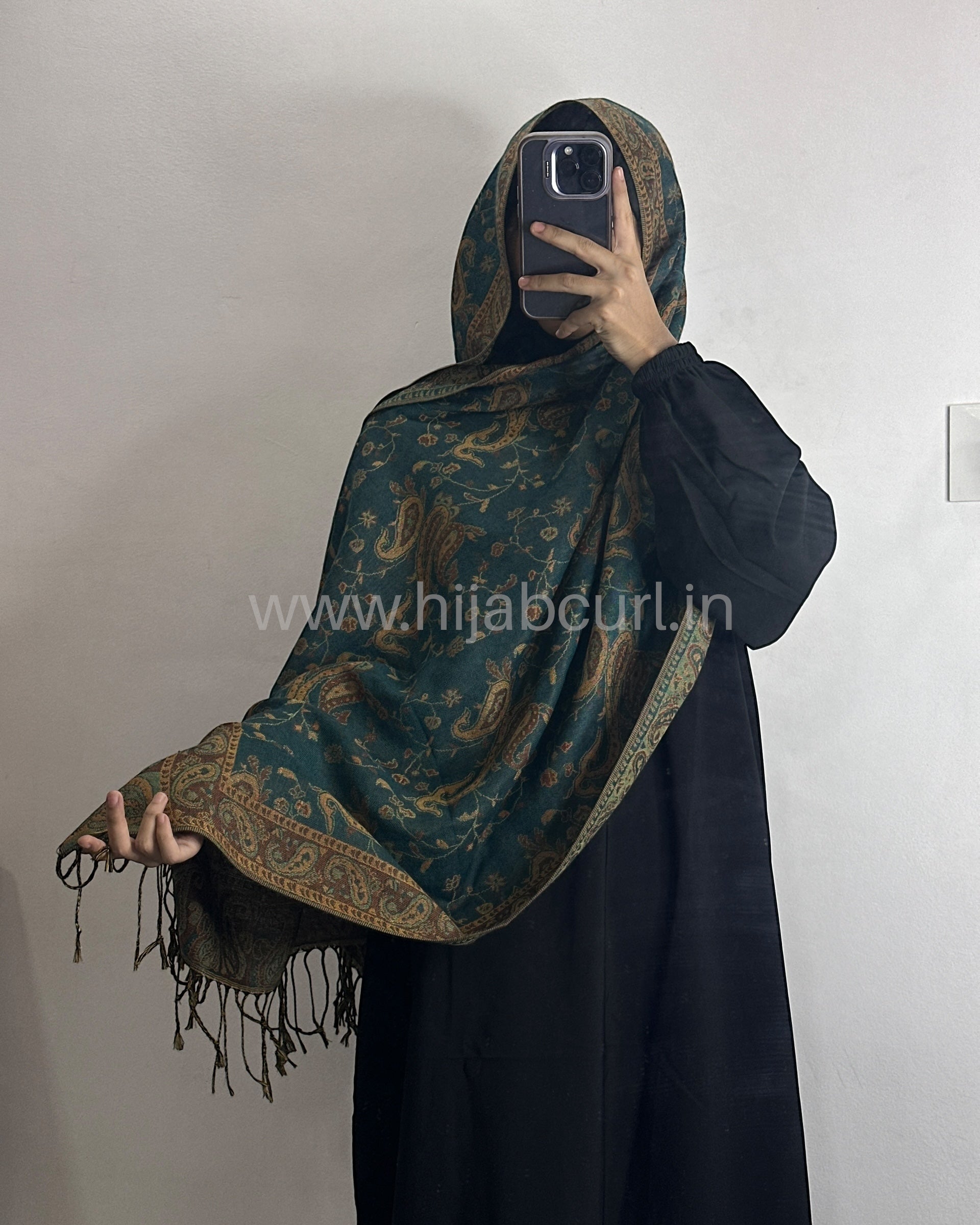Luxury pashmina shawl