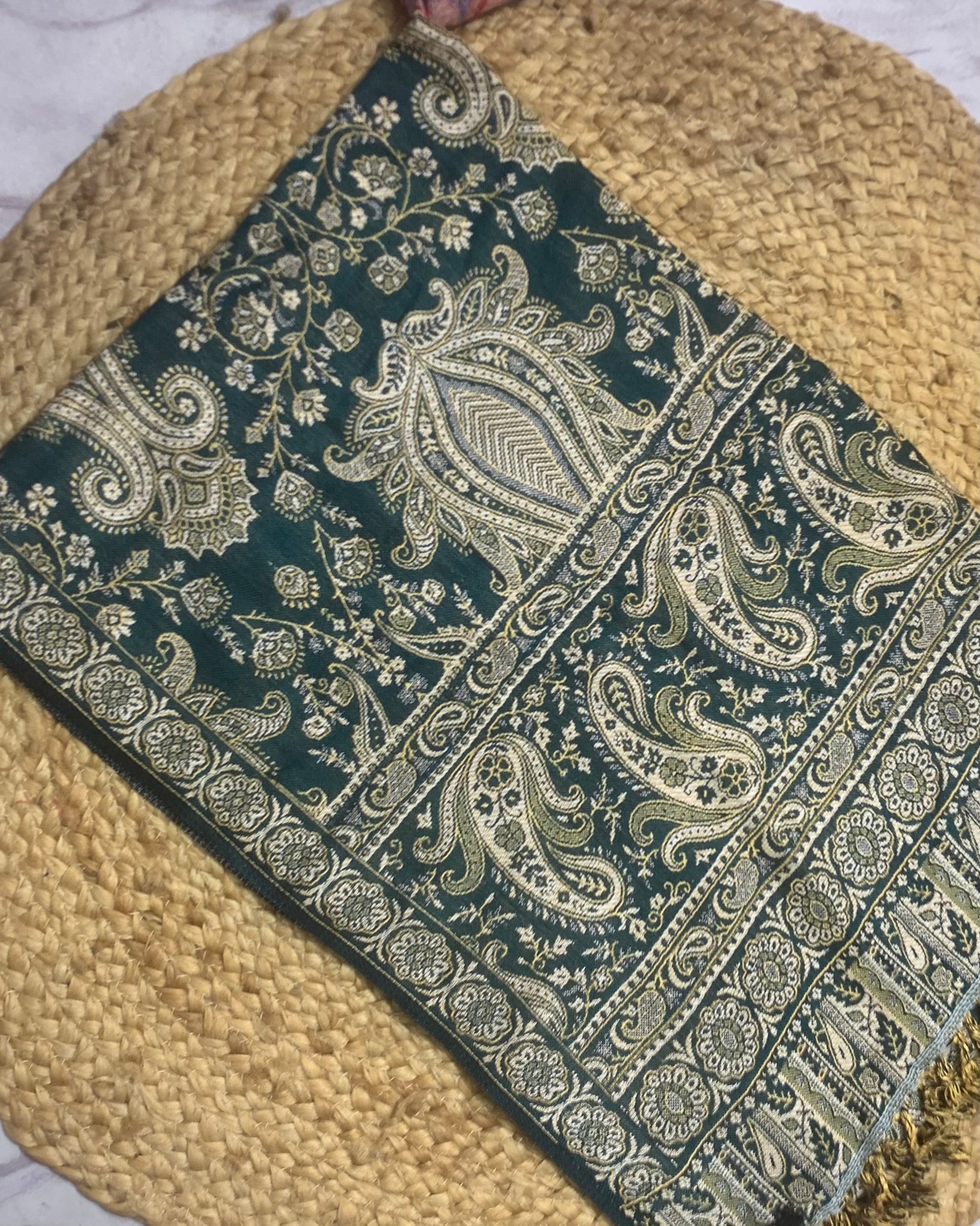Luxury pashmina shawl