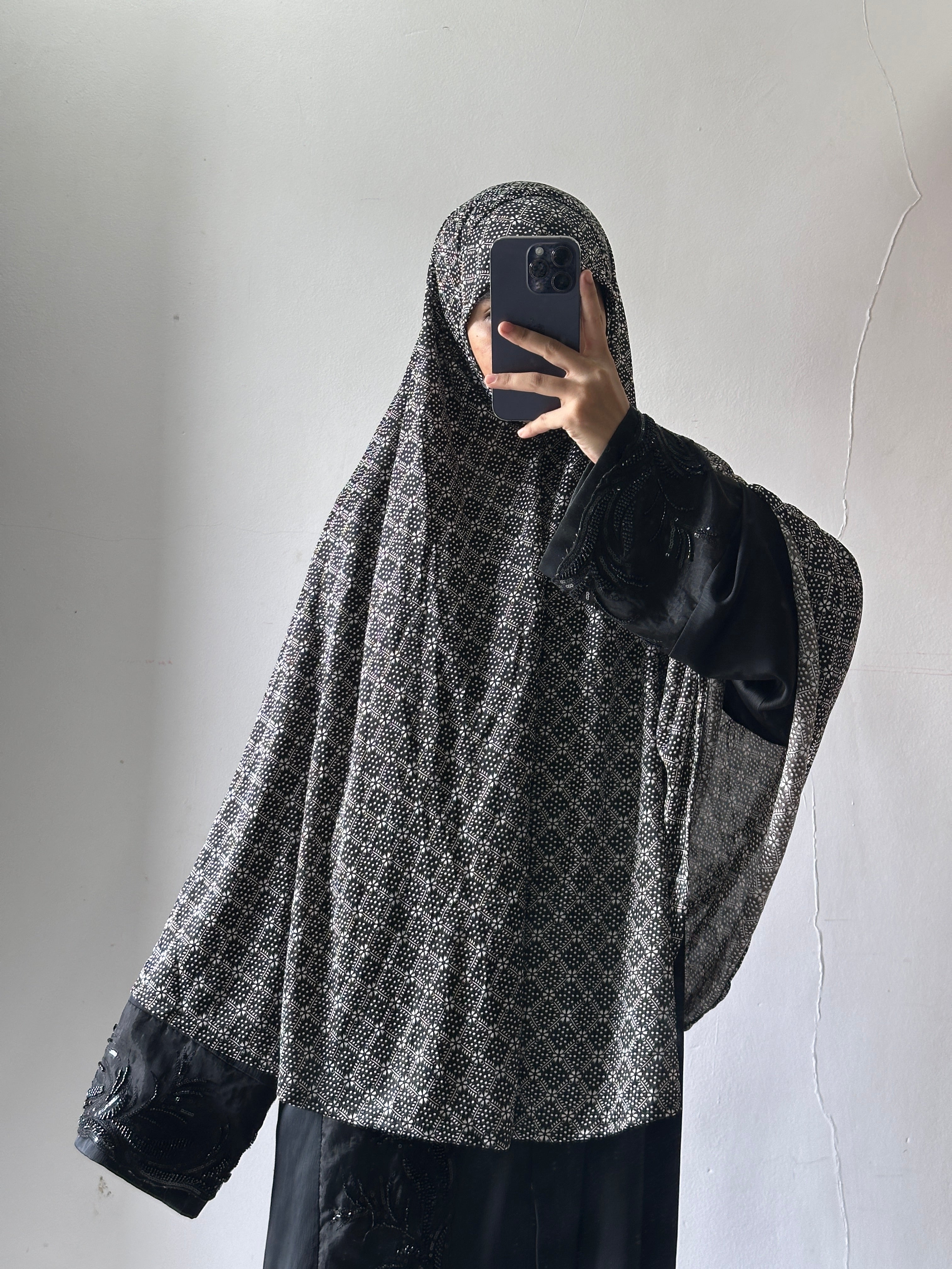 Printed Viscose Makhna - 42 inches Length