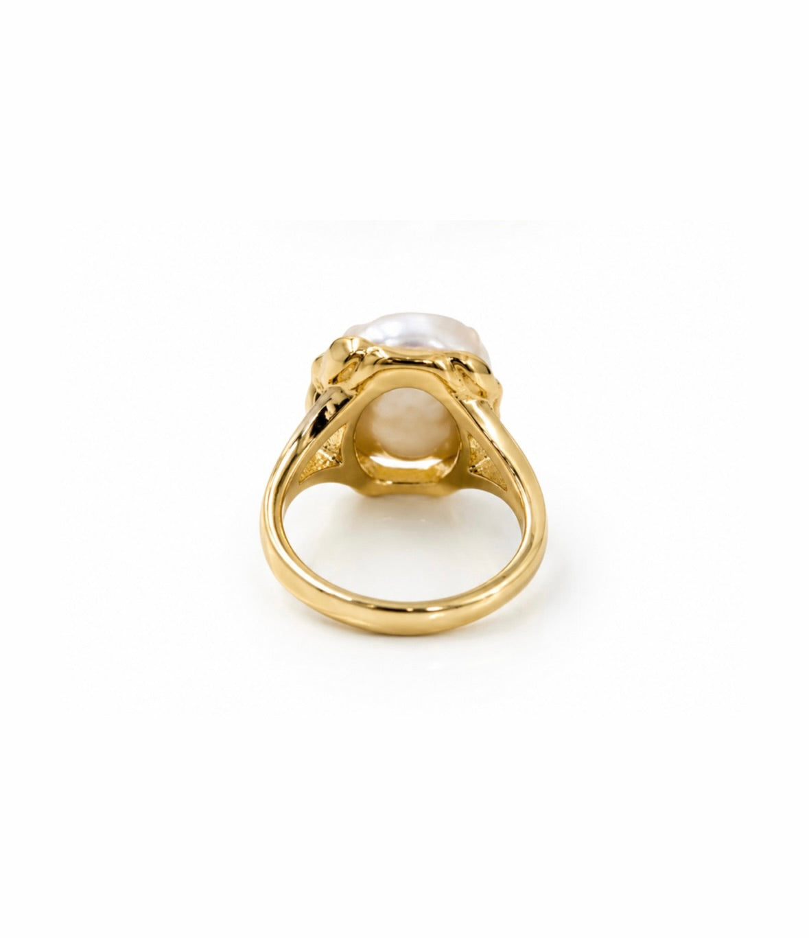 Big pearl ring