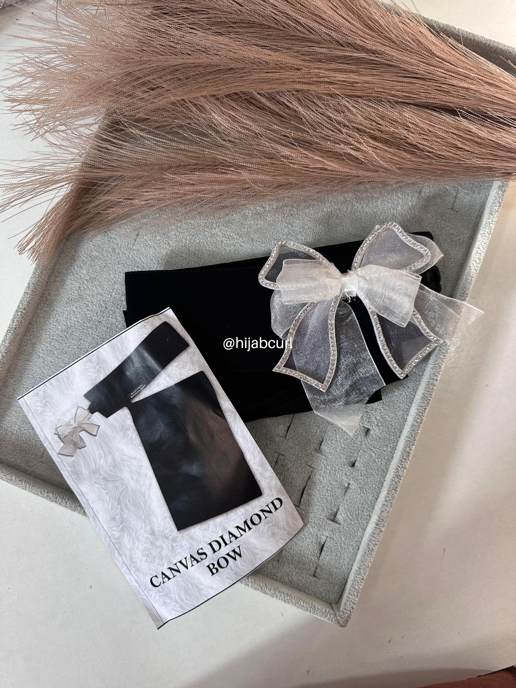 Bow Short Niqab - White