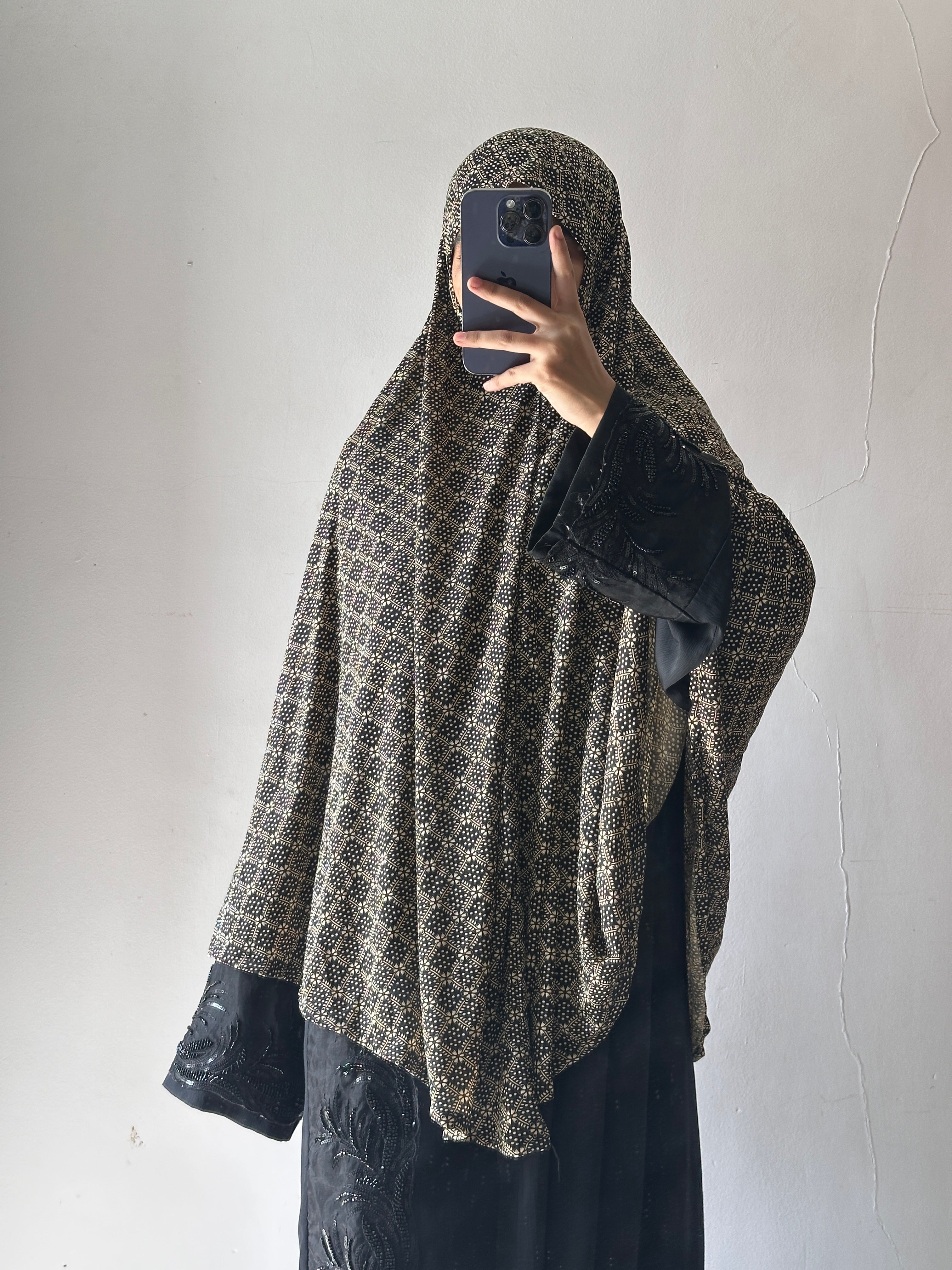Printed Viscose Makhna - 42 inches Length