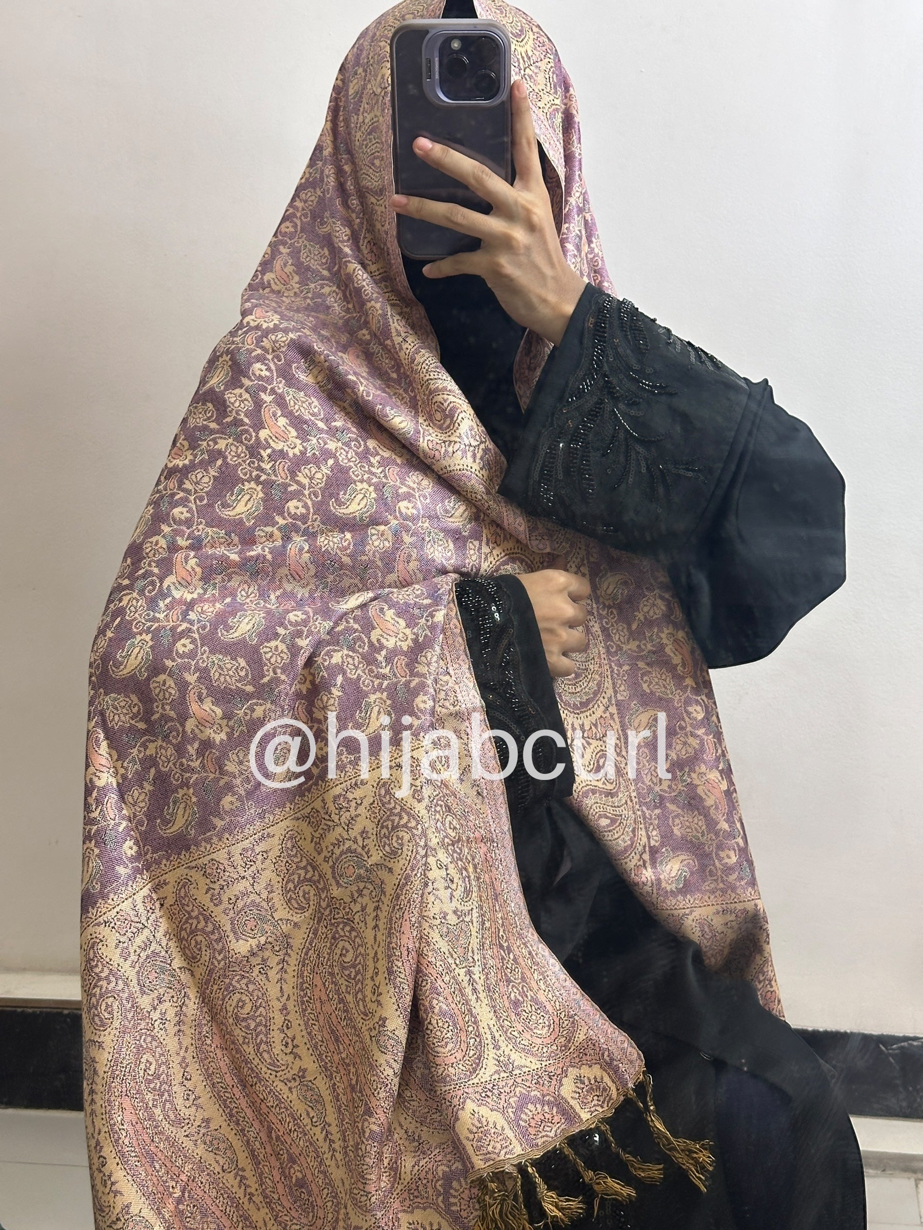 Luxury pashmina shawl