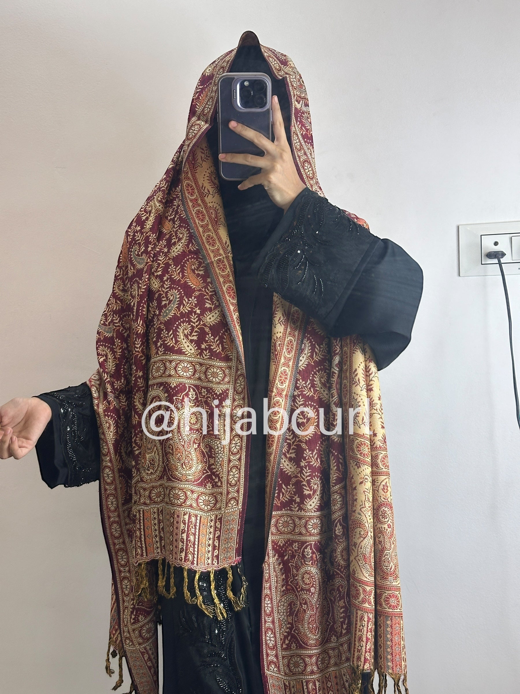 Luxury pashmina shawl