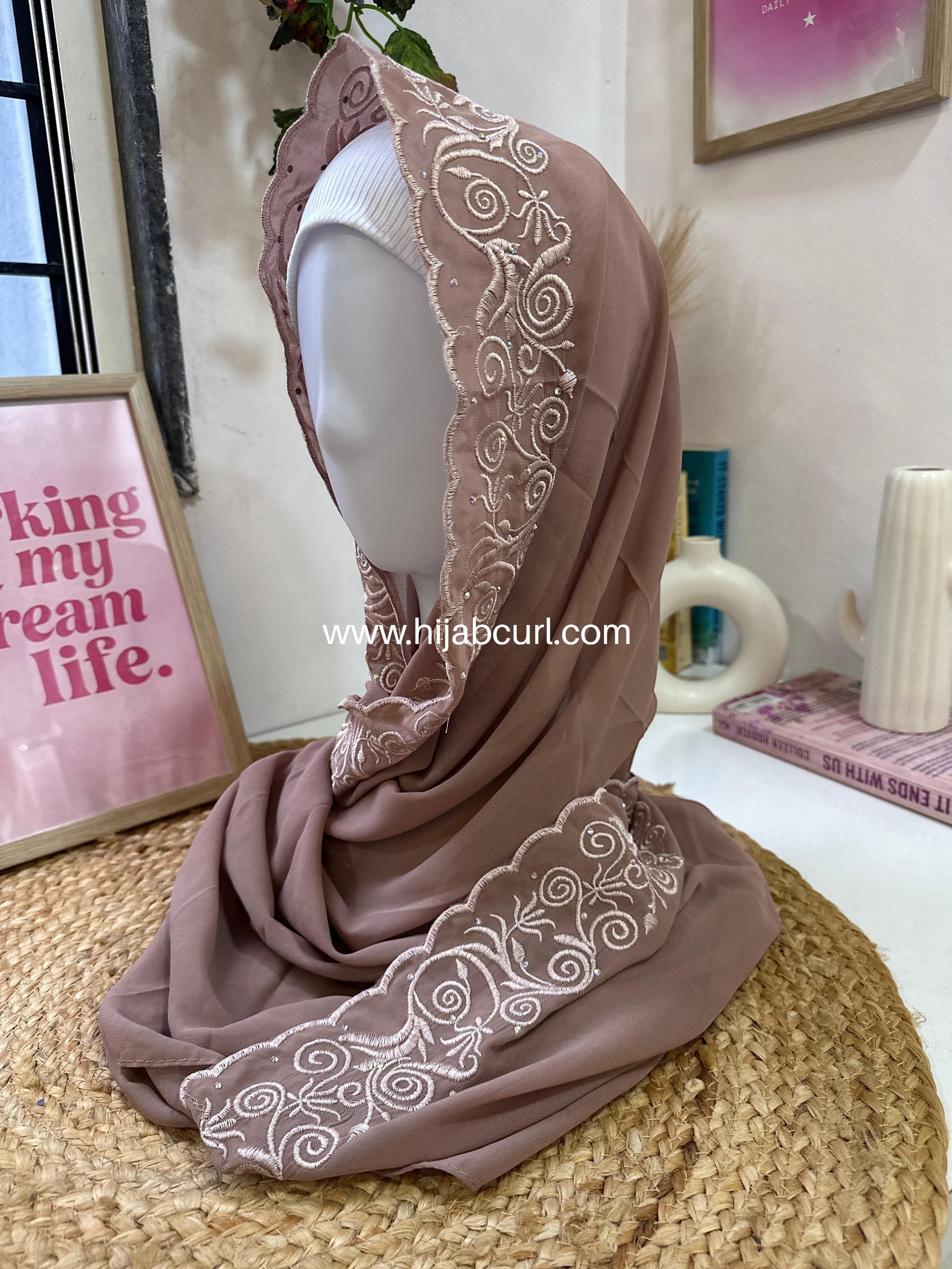 Premium Chiffon Embroidered Hijab