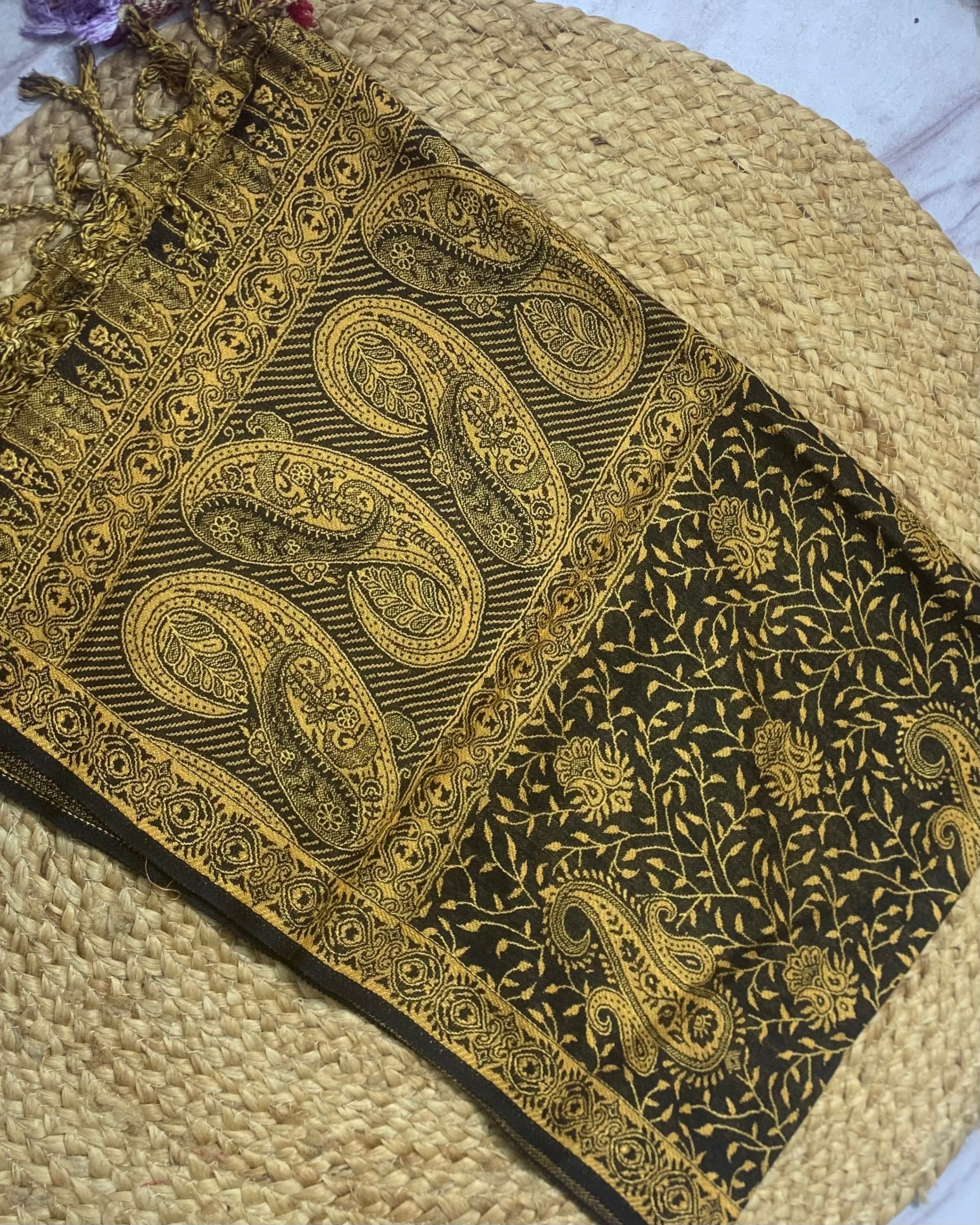 Luxury pashmina shawl