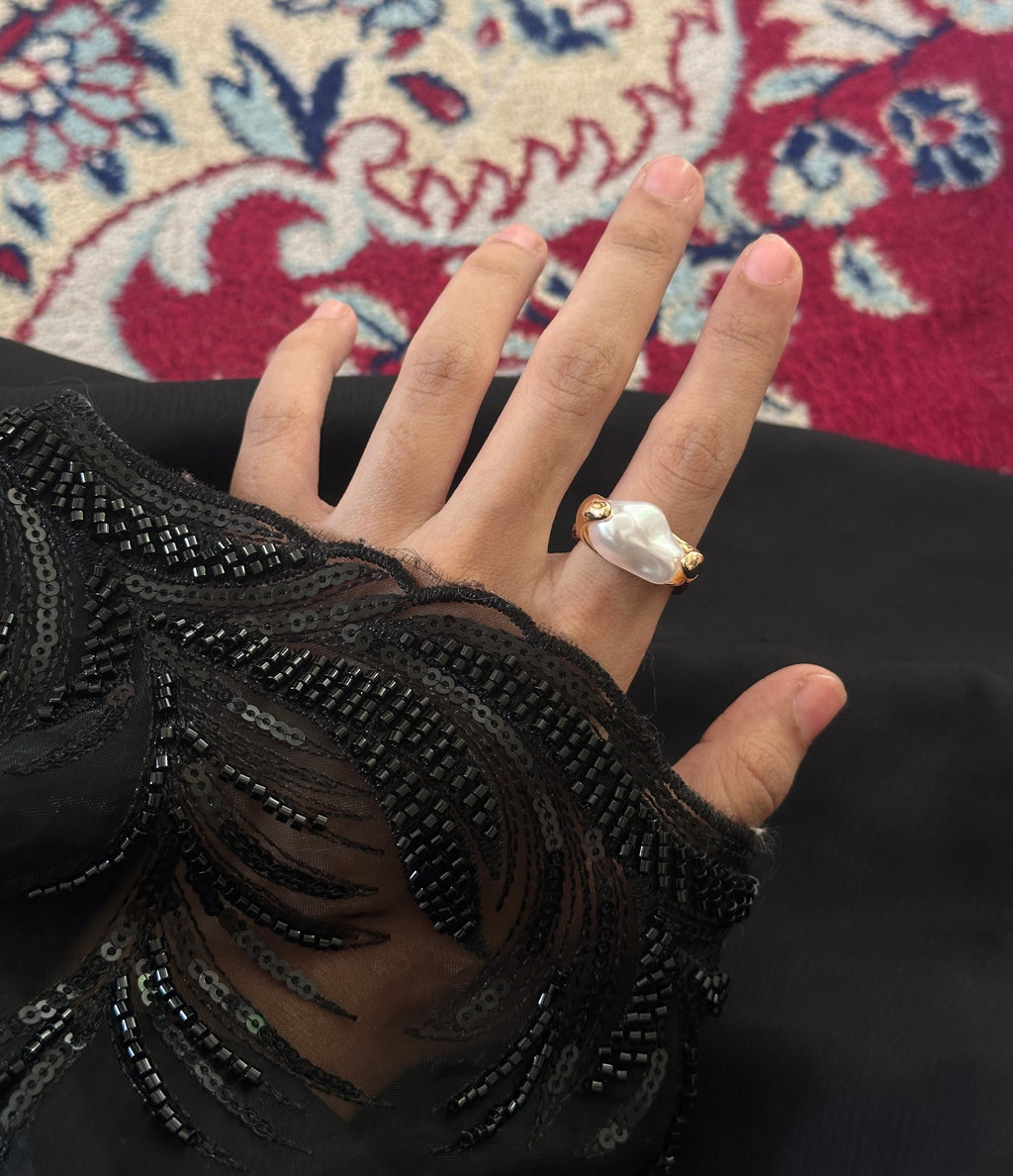Big pearl ring