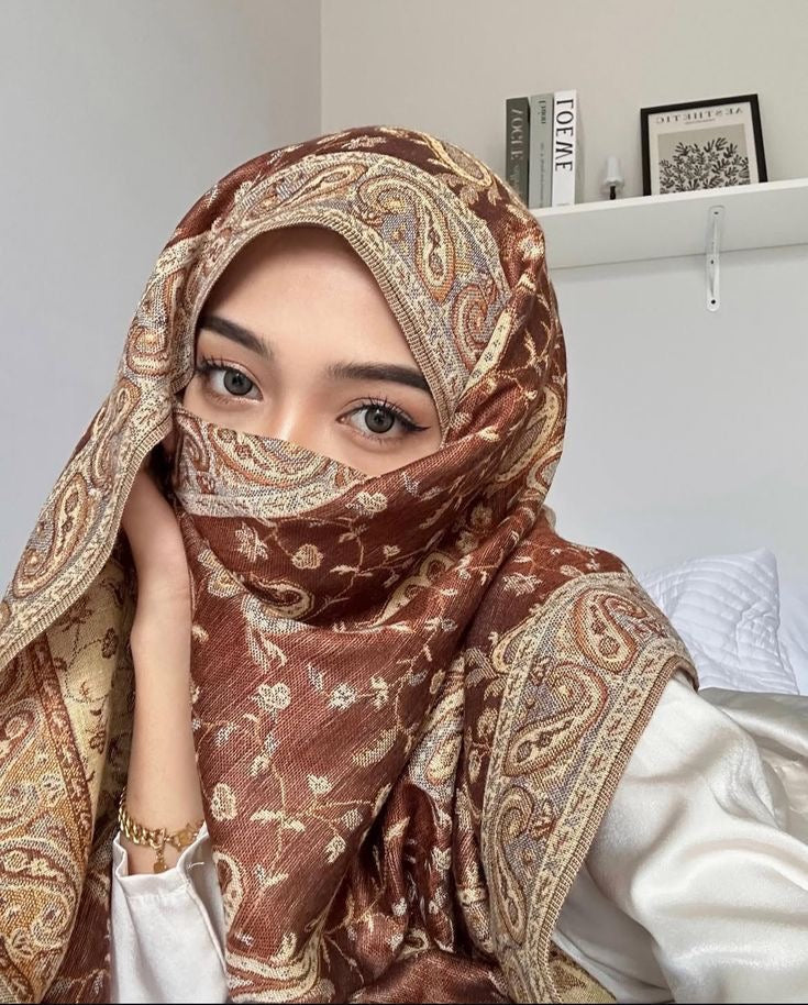 Luxury pashmina shawl