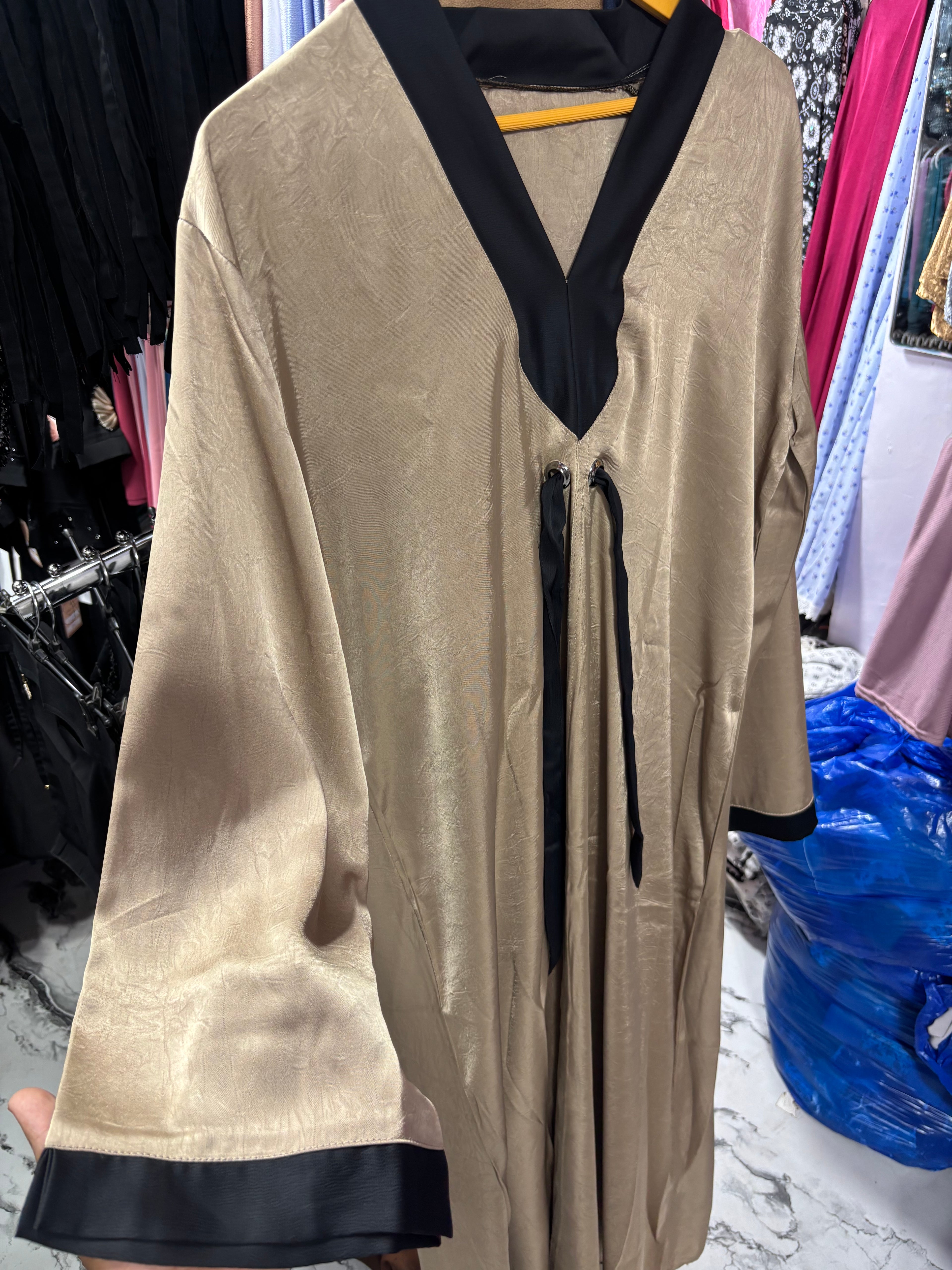 Luxurious Abaya- Perfect For Party Wear