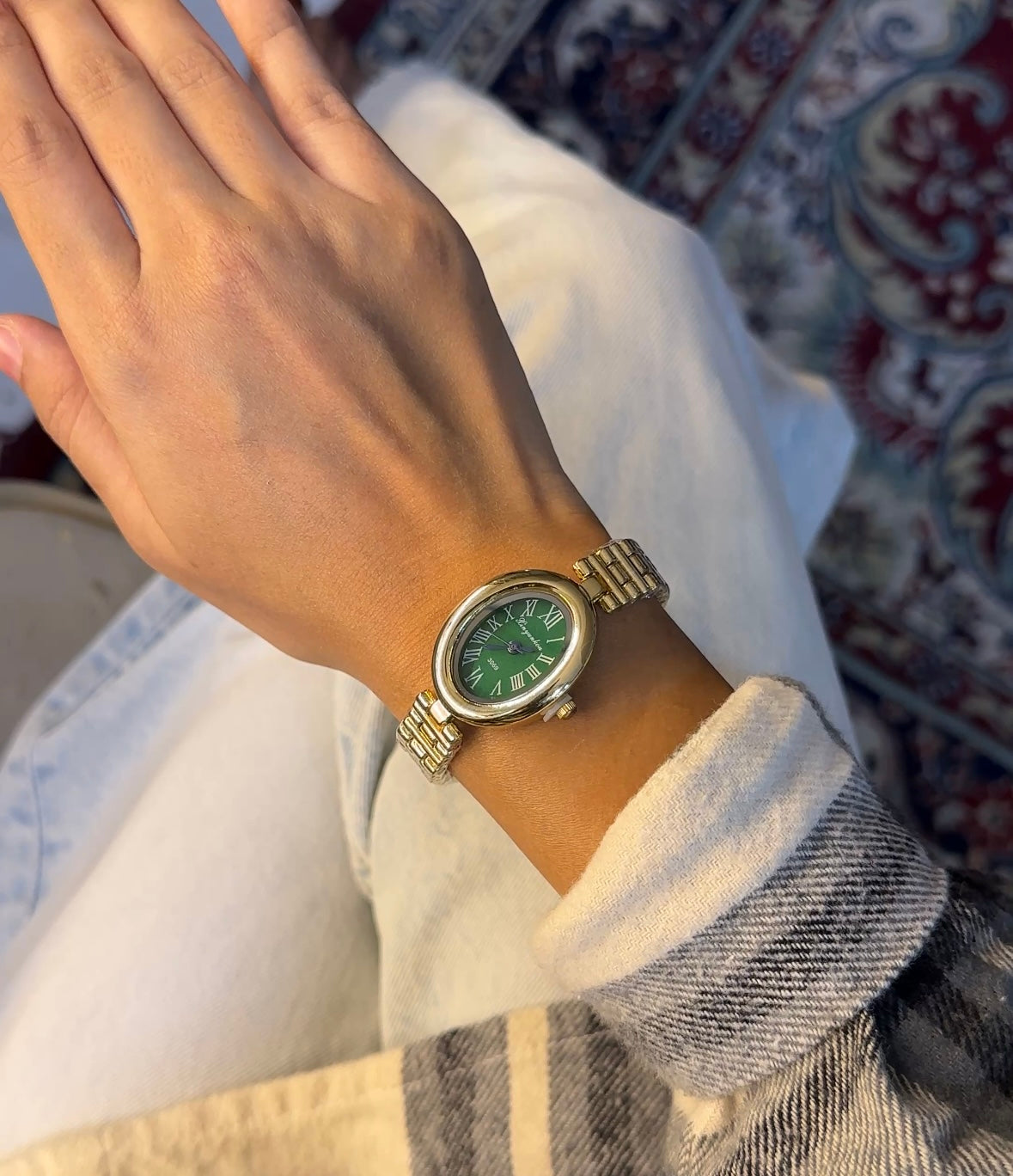 Minimal anti tarnished watch