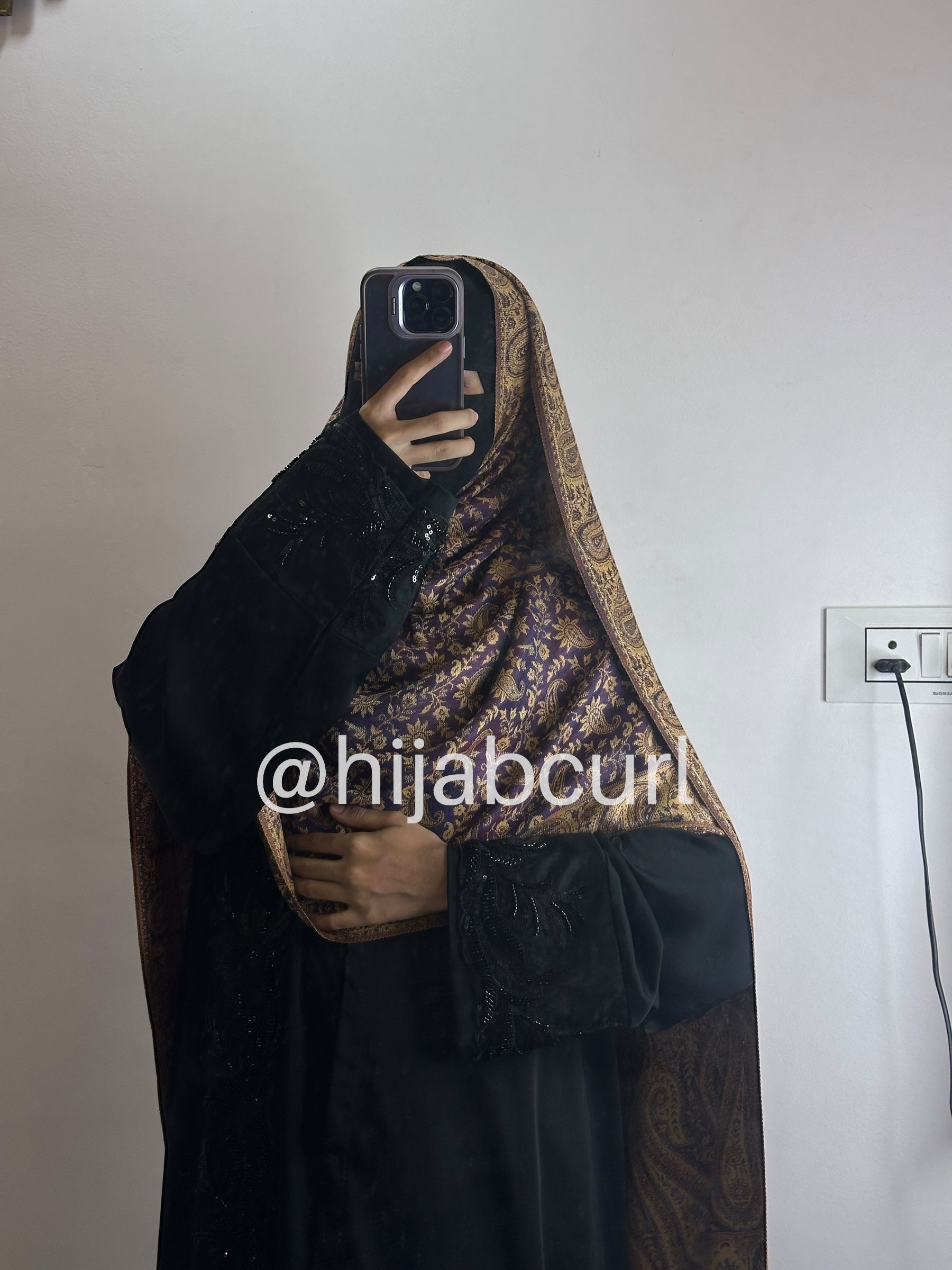 Luxury pashmina shawl
