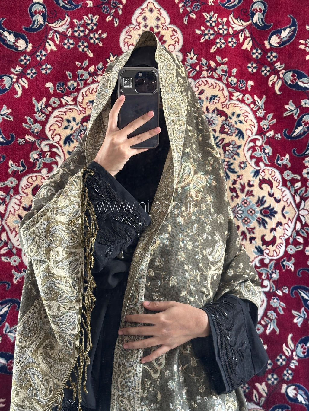 Luxury pashmina shawl