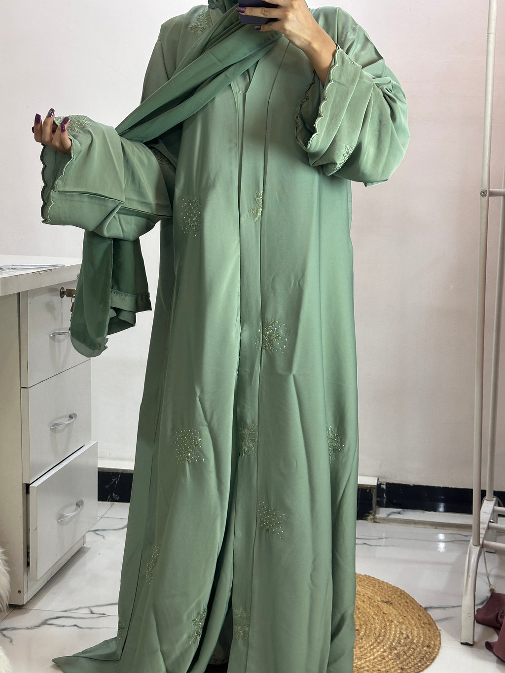 Luxurious Embroidered Abaya - Perfect For Party Wear