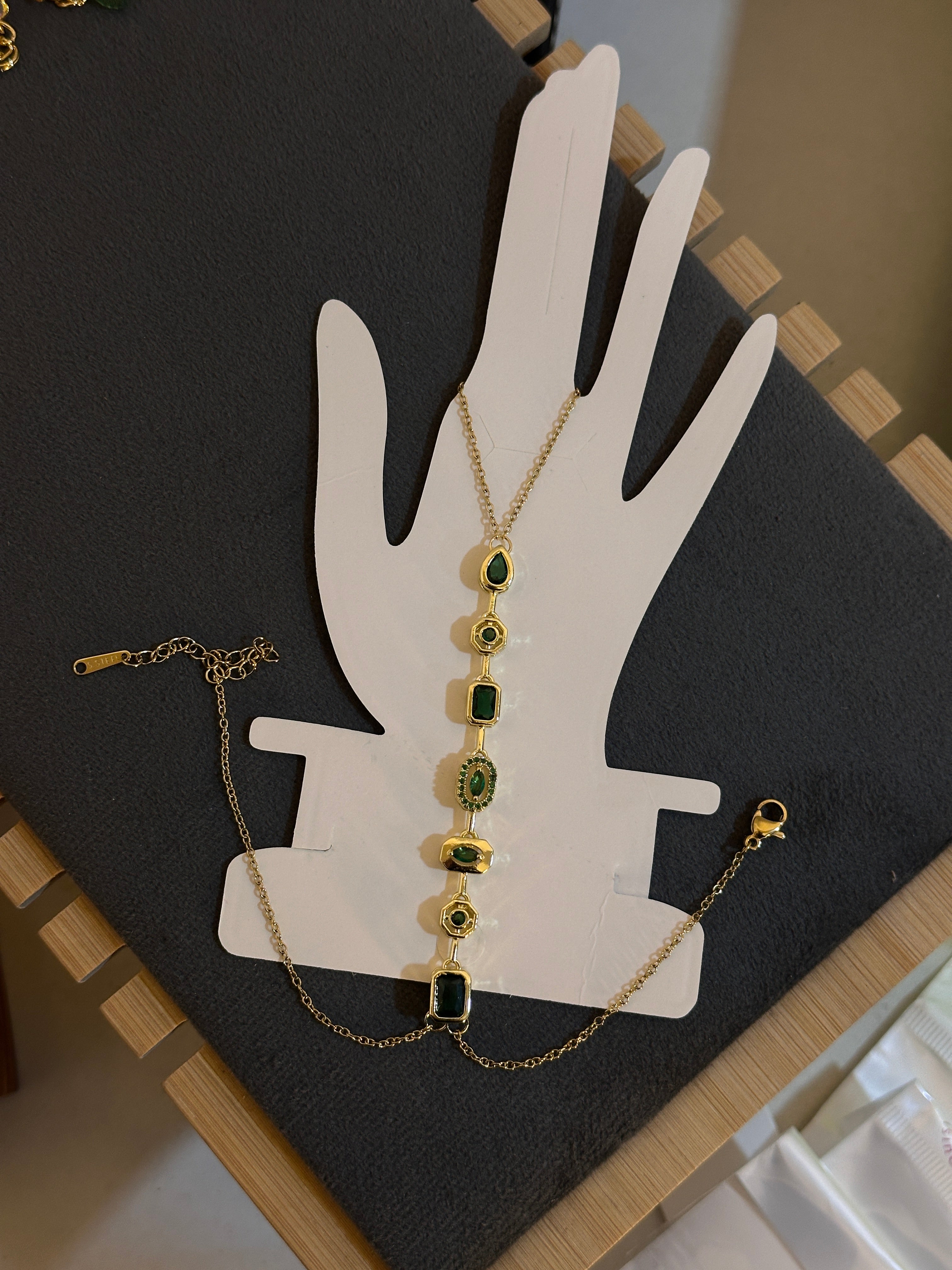 Anti tarnished hand chain