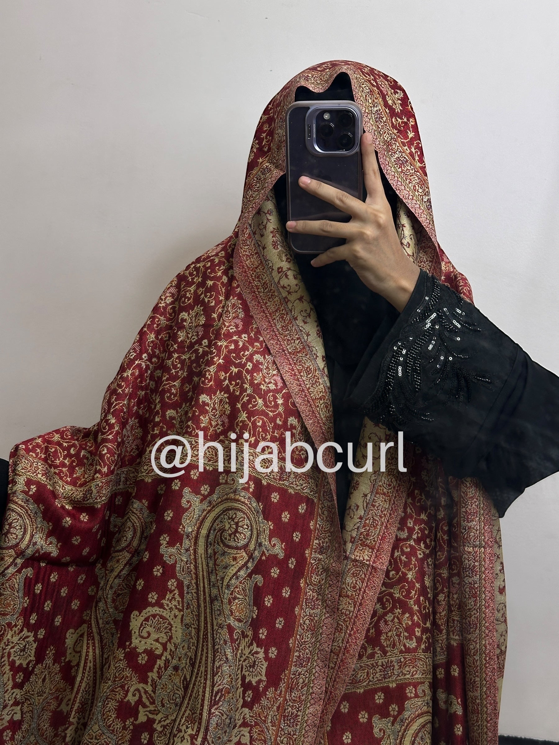 Luxury pashmina shawl