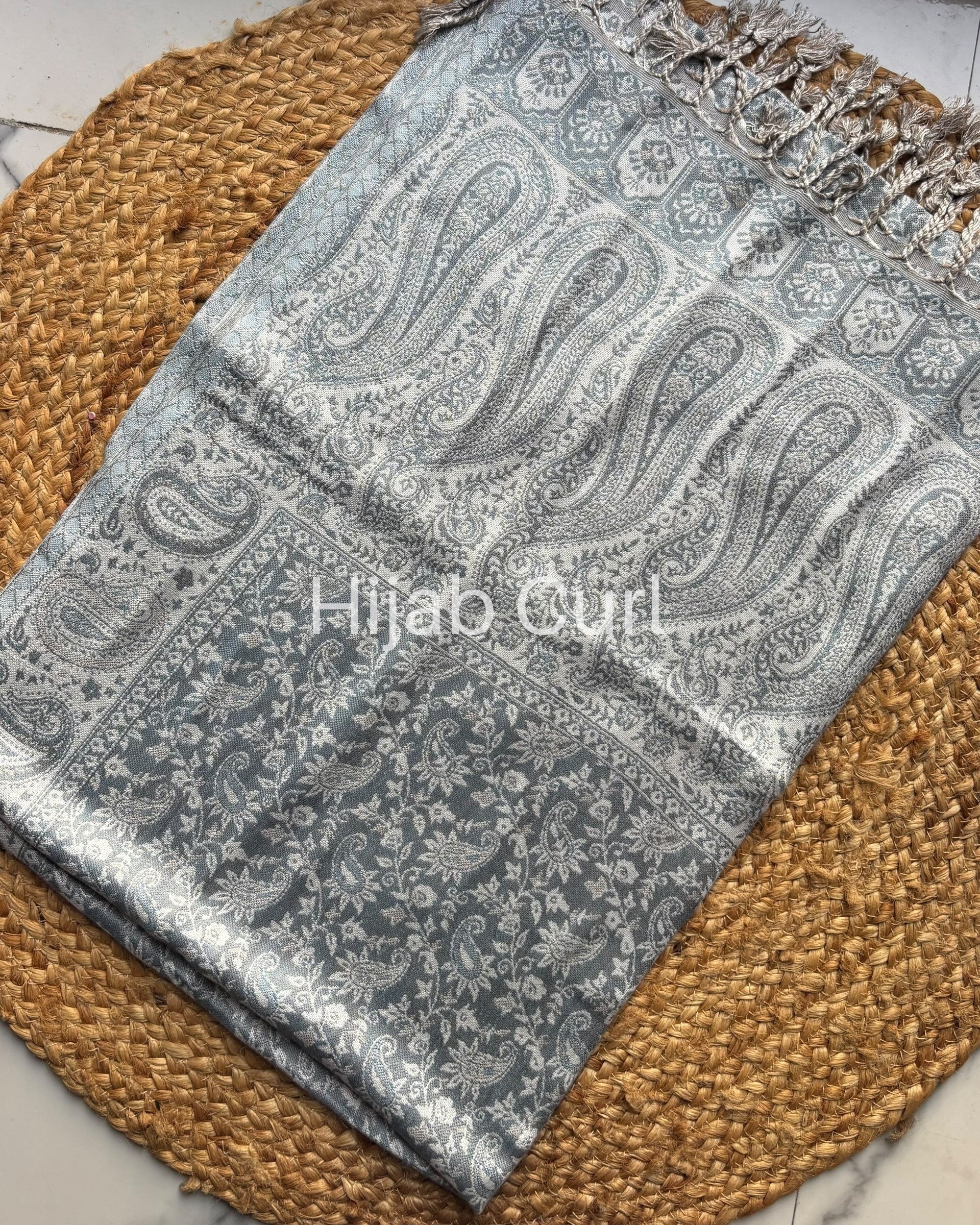 Luxury pashmina shawl