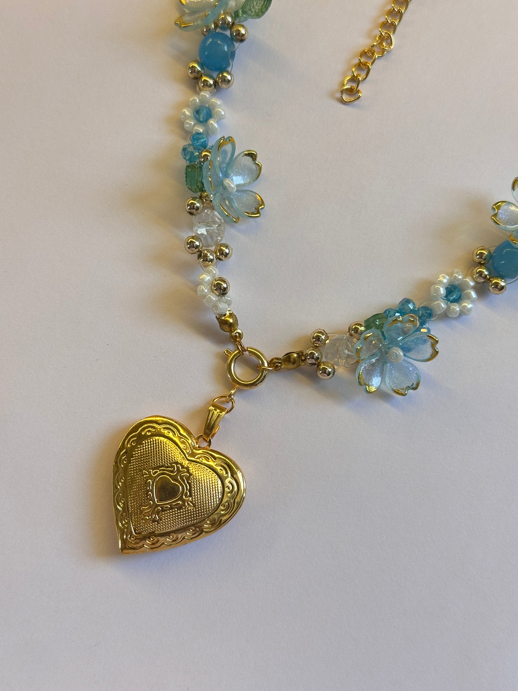 Beaded flower necklace