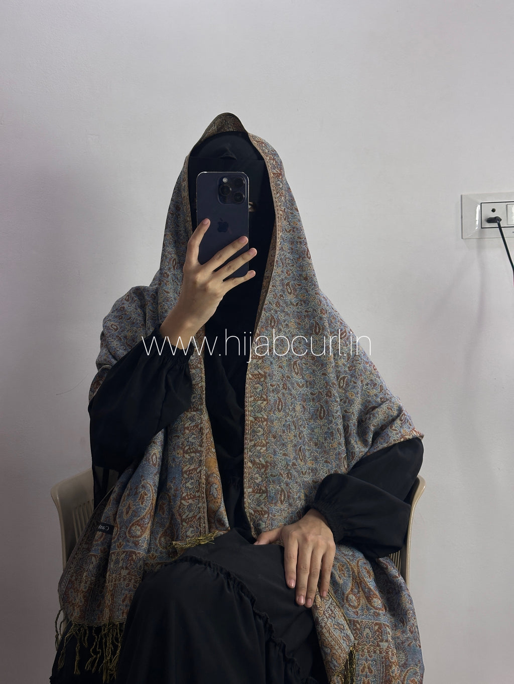 Luxury pashmina shawl