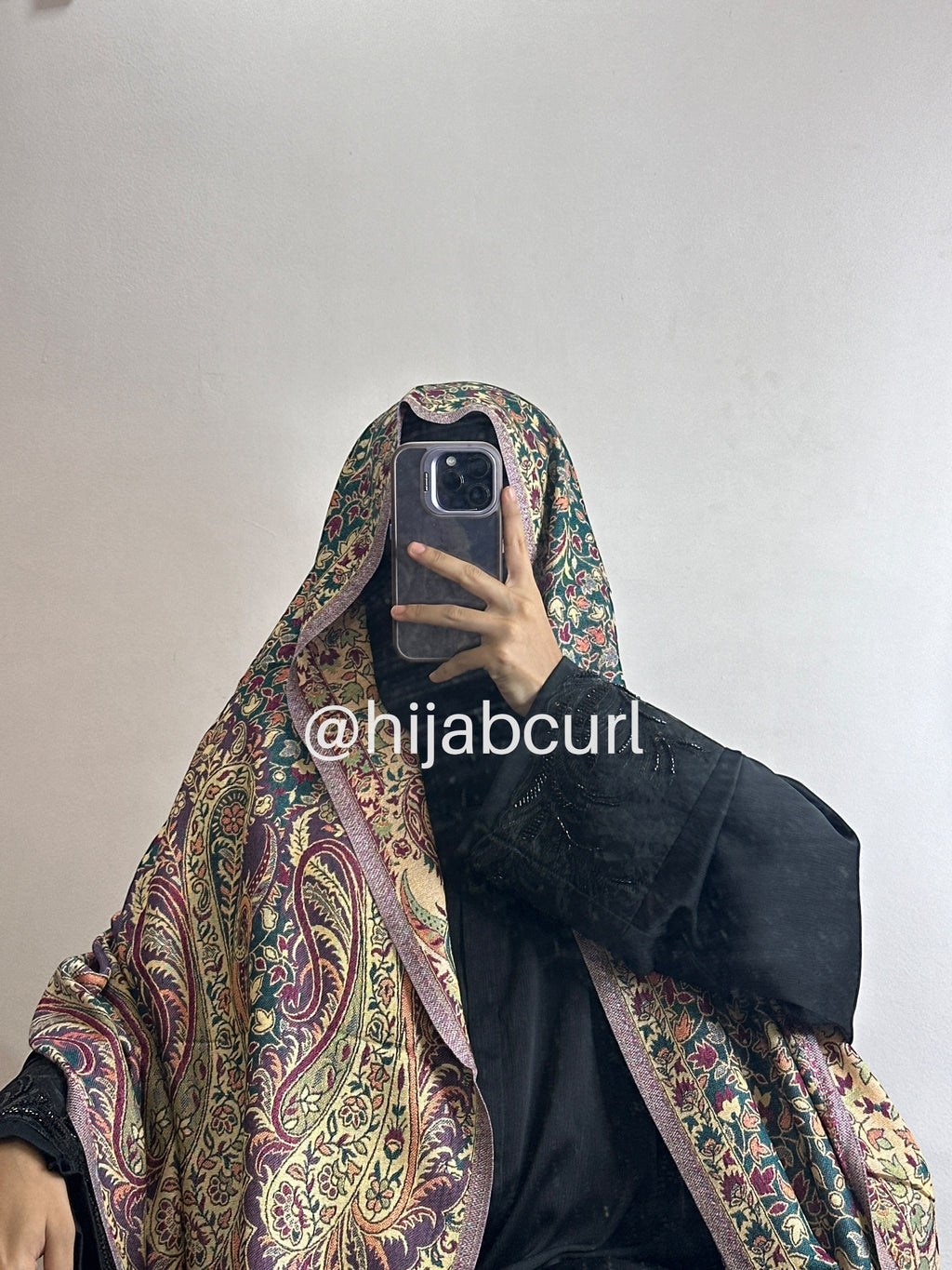 Luxury pashmina shawl