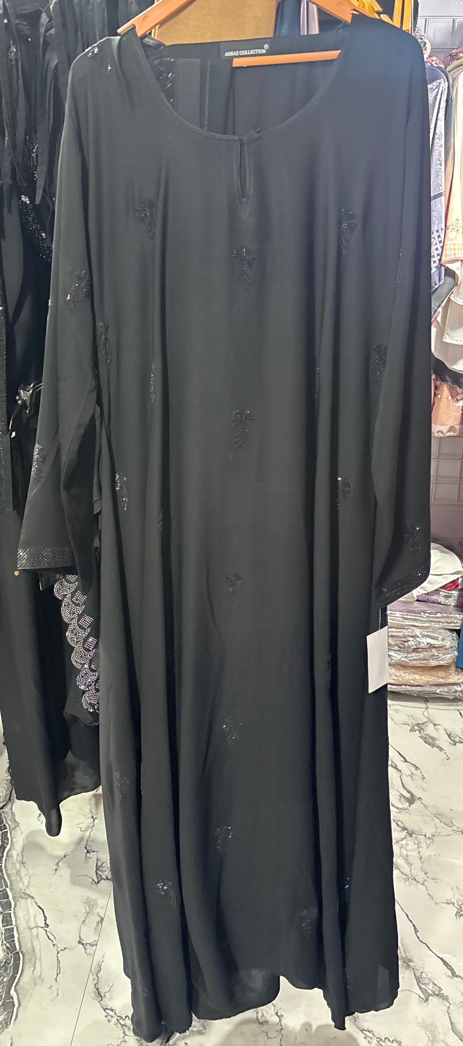 Luxurious Abaya - Perfect For Party Wear
